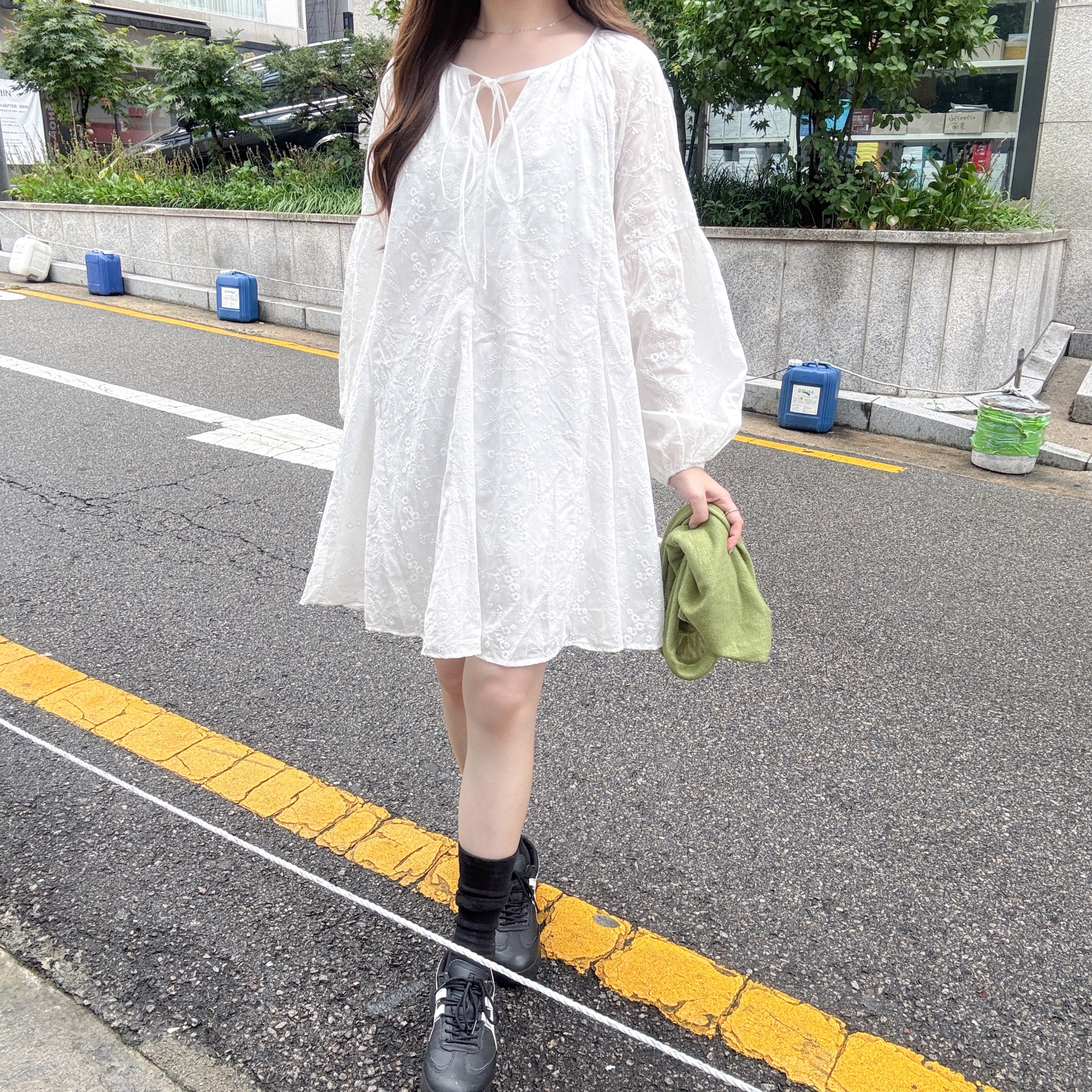 韓系刺繡娃娃裙