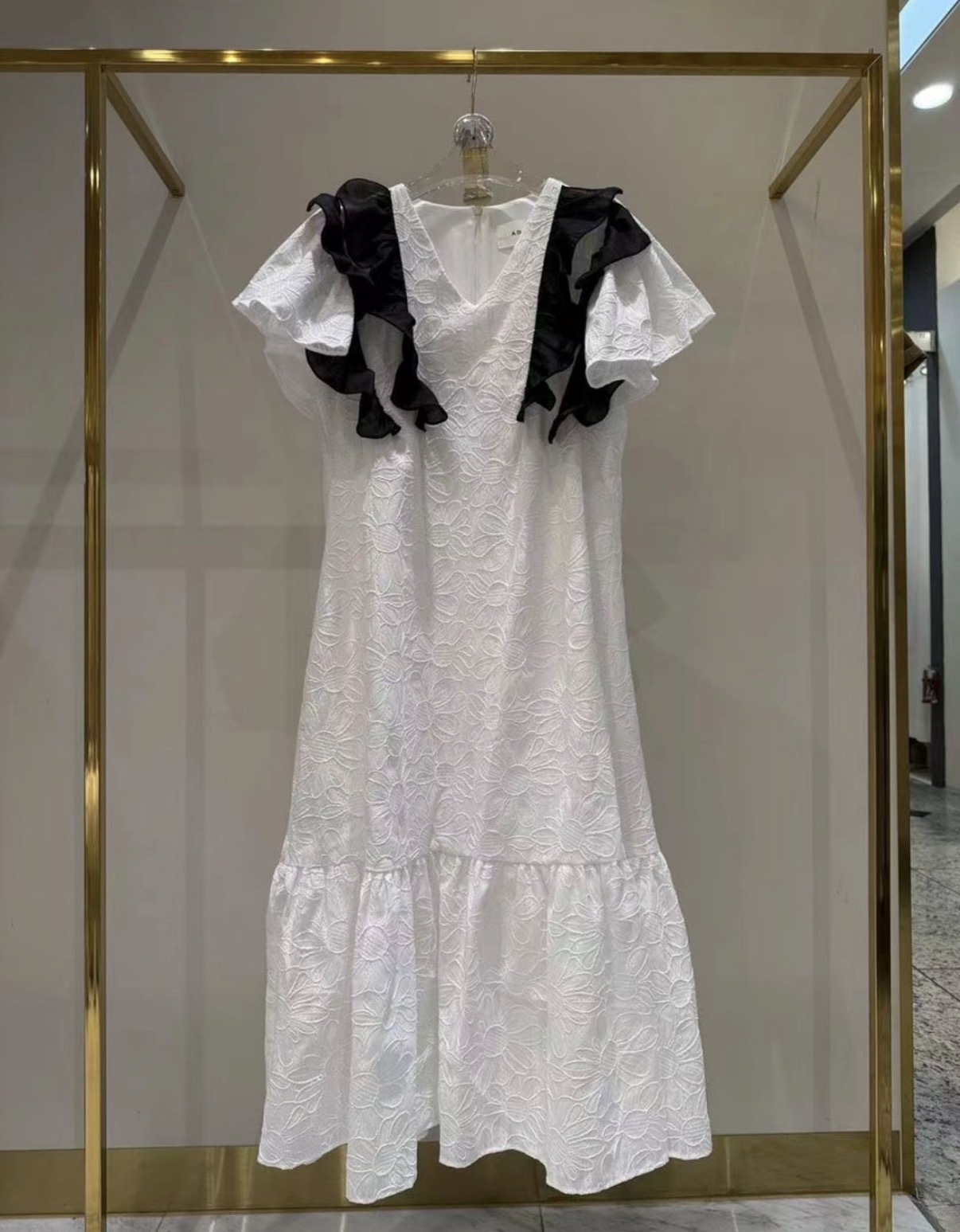 Ad30   胸 41 腰 40長 48  hip 50$999