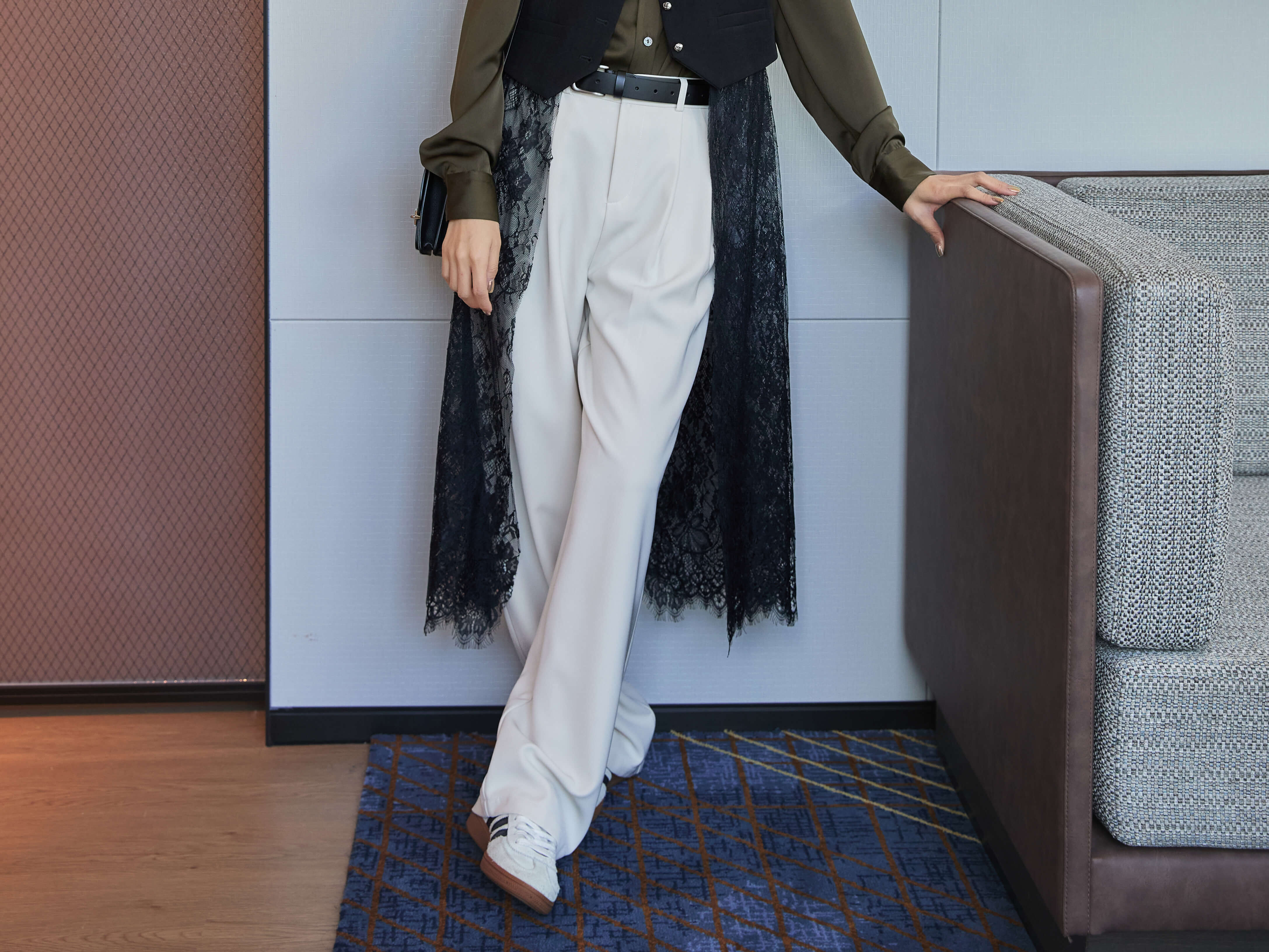 Double Pleated Straight-Leg Pants_PT259L23B