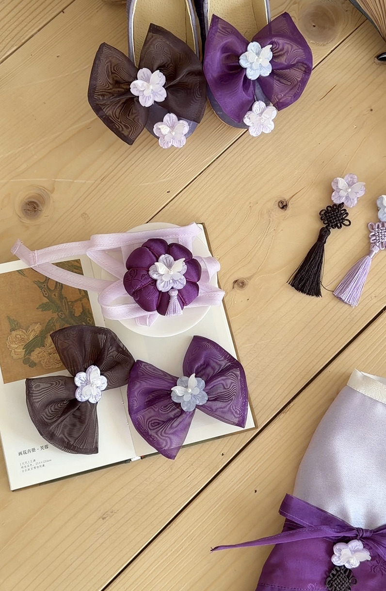 Viola Hair Pin
