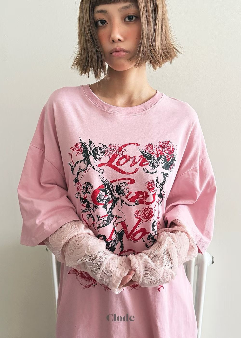 LOVE拼接蕾絲袖長版T