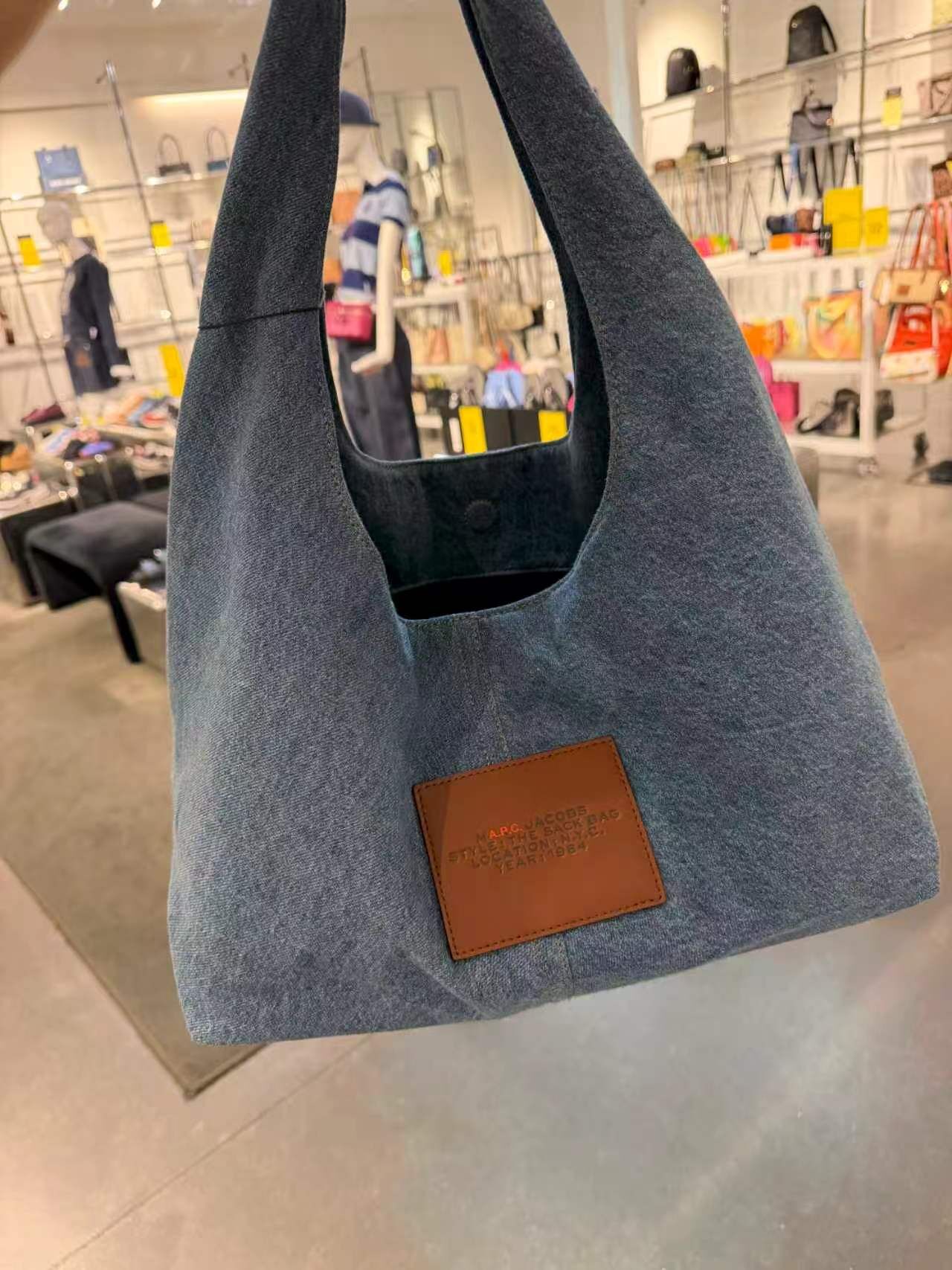 【預購】D090509 Marc Jacobs A.P.C Sack Bag 學院風牛仔包 (連小包包)