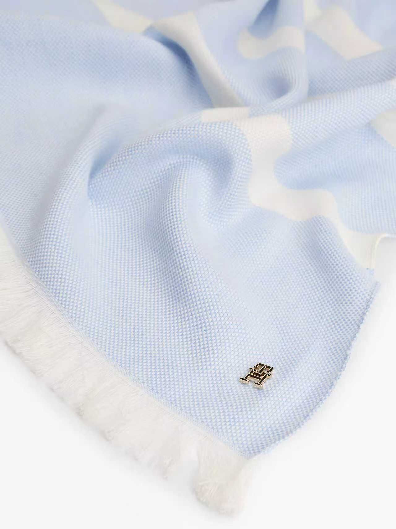 【預購】TOMMY HILFIGER N090521 圍巾 (藍白間紋)