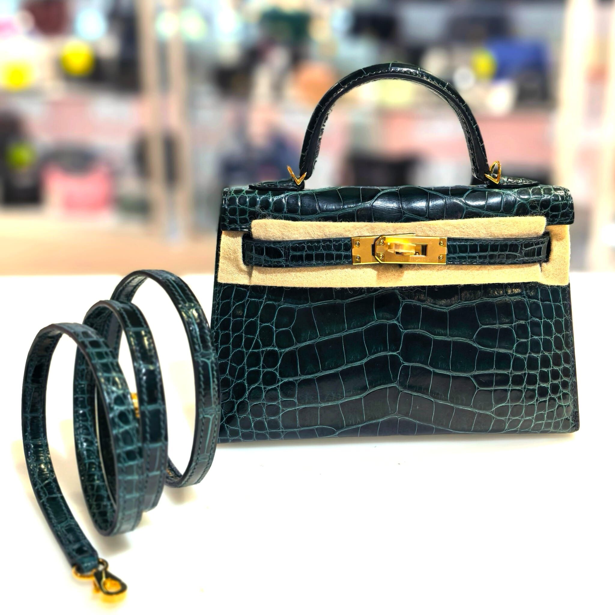 99%NEW二手HERMES MINI KELLY 二代 6OVert Cypres松柏綠/金扣 亮面鱷魚皮 Crocodile #香榭站正品