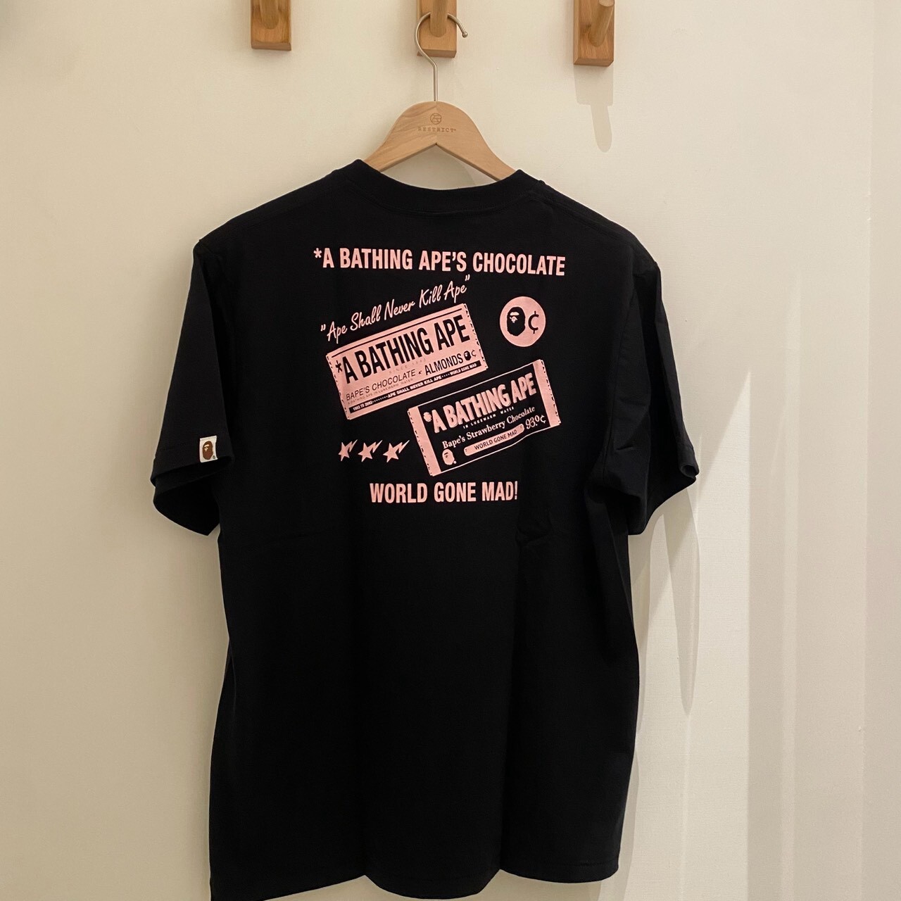 BAPE  情人節巧克力大猿人頭短 T