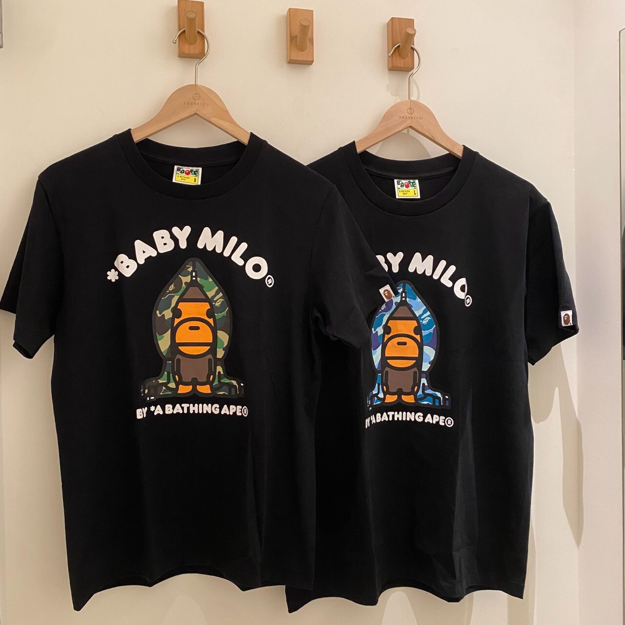 BAPE BABY MILO 經典迷彩連帽外套造型小猴短 T