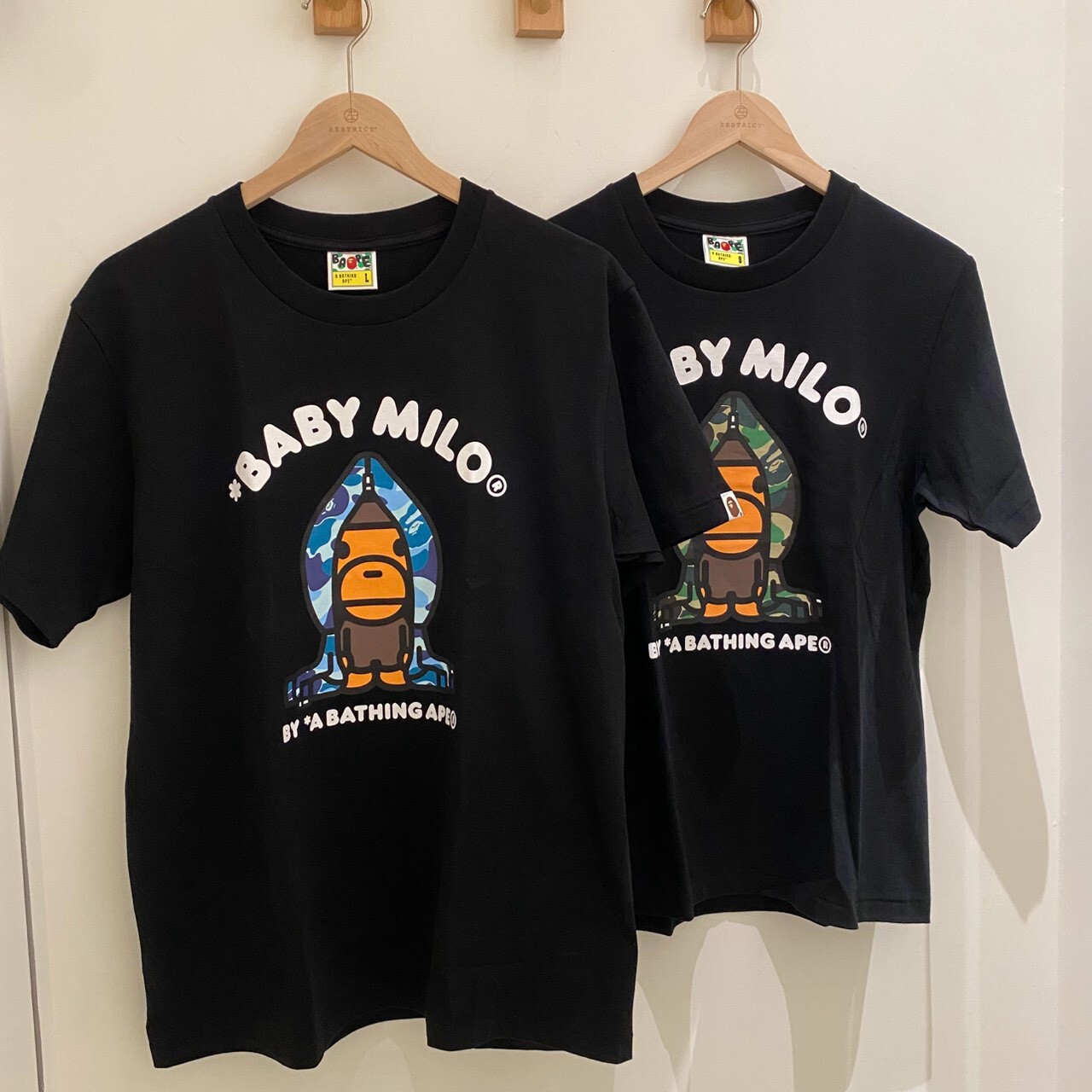 BAPE BABY MILO 經典迷彩連帽外套造型小猴短 T
