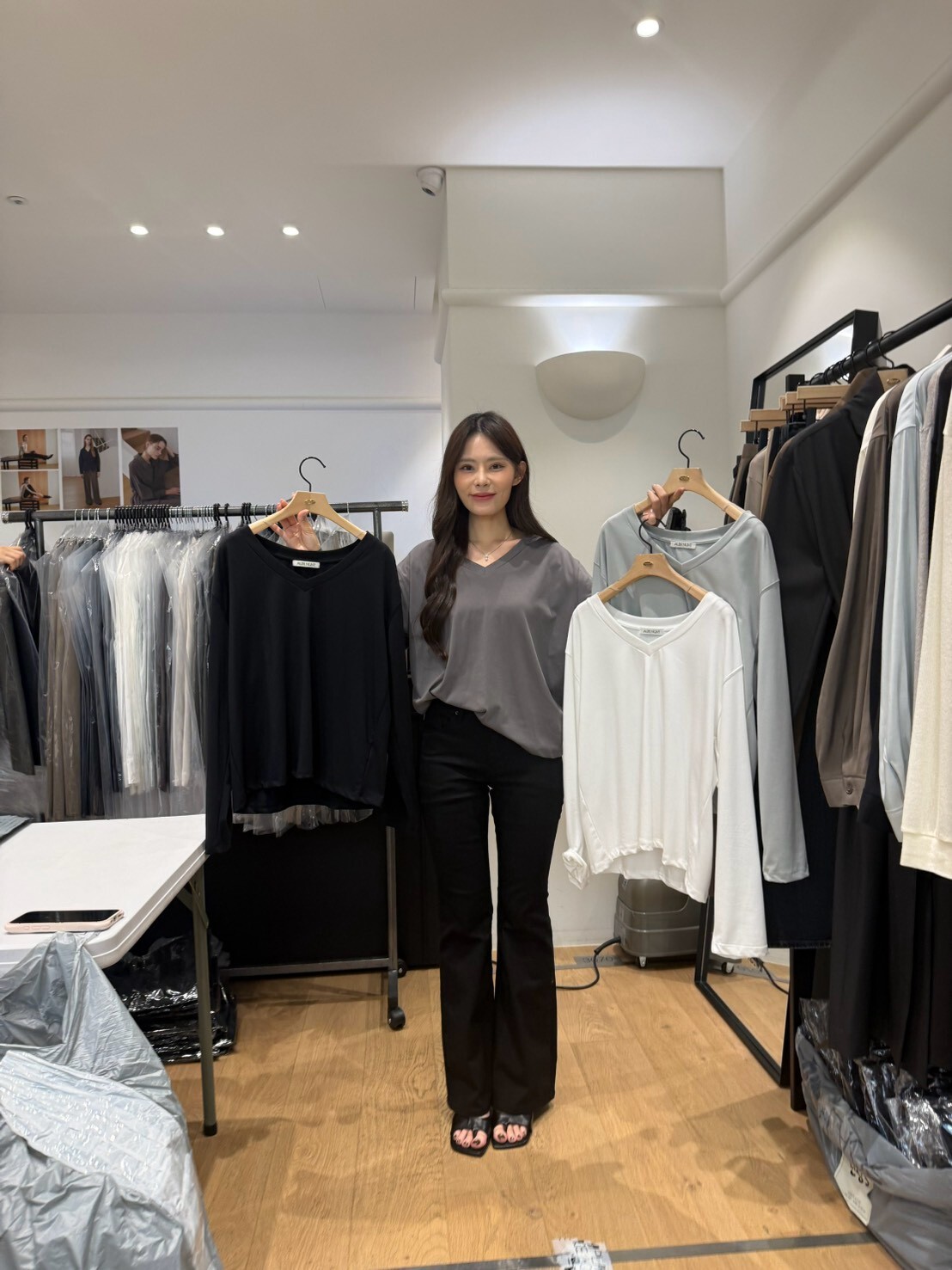 AU7112 V領長袖棉質上衣