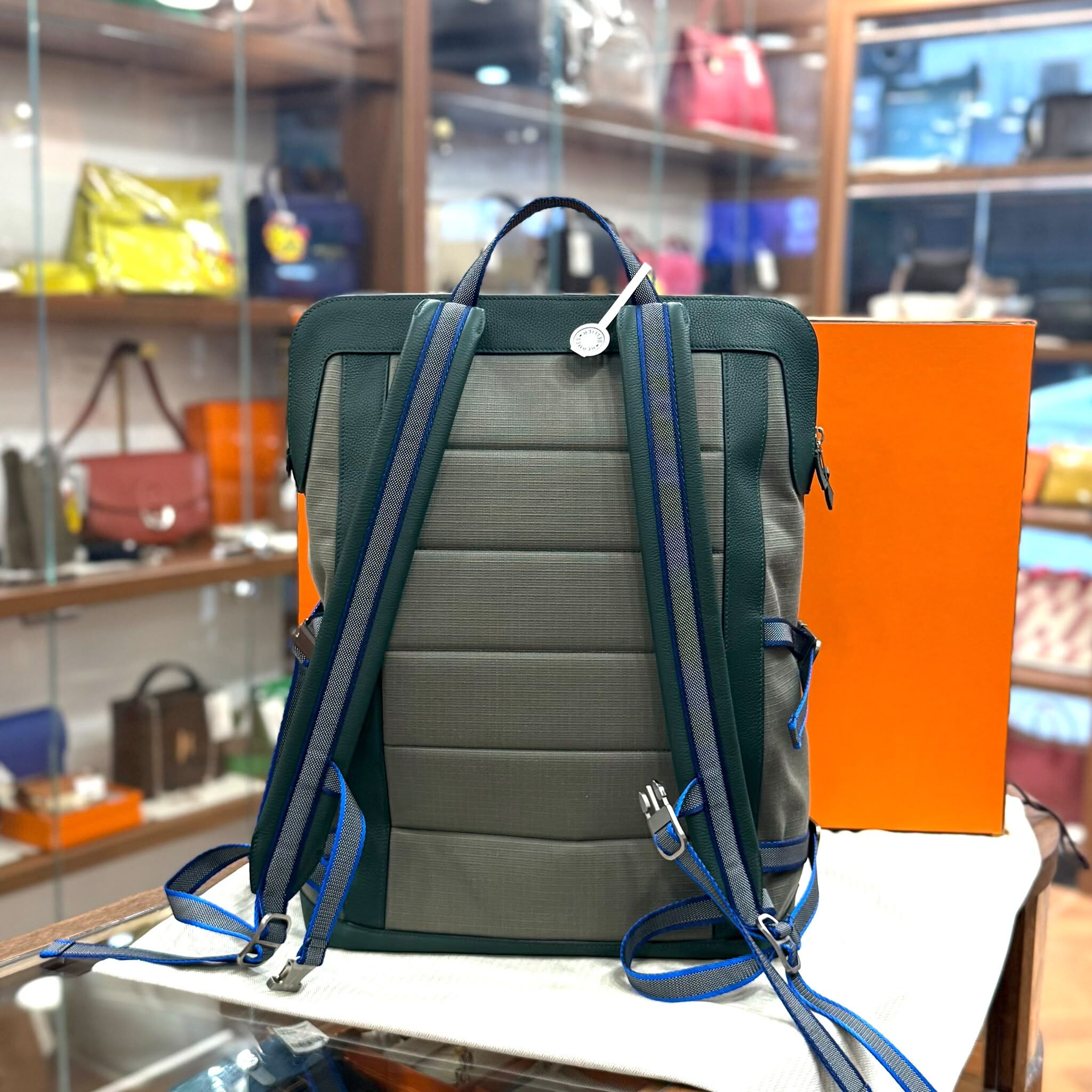 BRAND NEW HERMES BACKPACK OFF PISTE SKI 防水帆布 KAKI / VERT ANGLAIS #滑雪背包 #愛馬仕背包