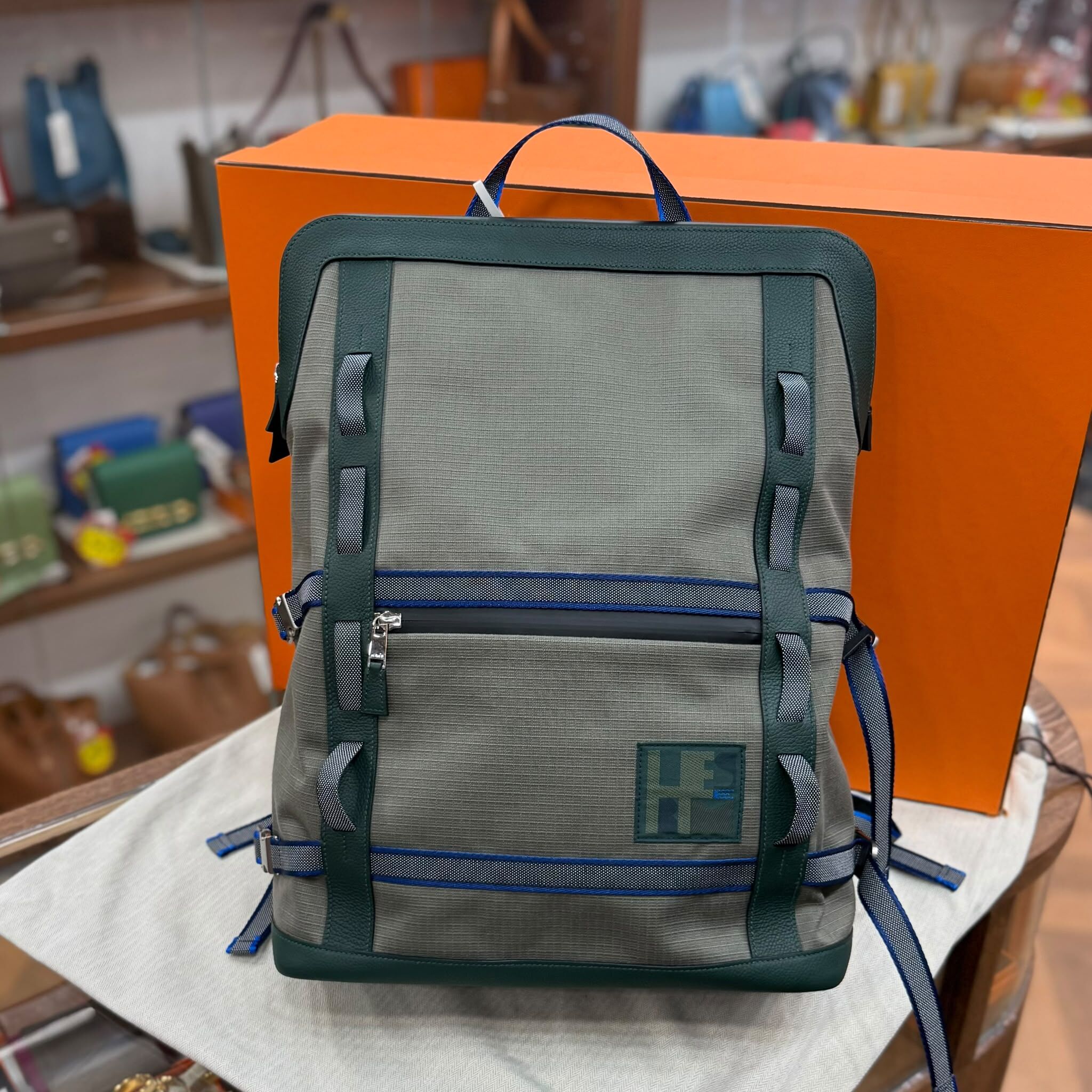 BRAND NEW HERMES BACKPACK OFF PISTE SKI 防水帆布 KAKI / VERT ANGLAIS #滑雪背包 #愛馬仕背包