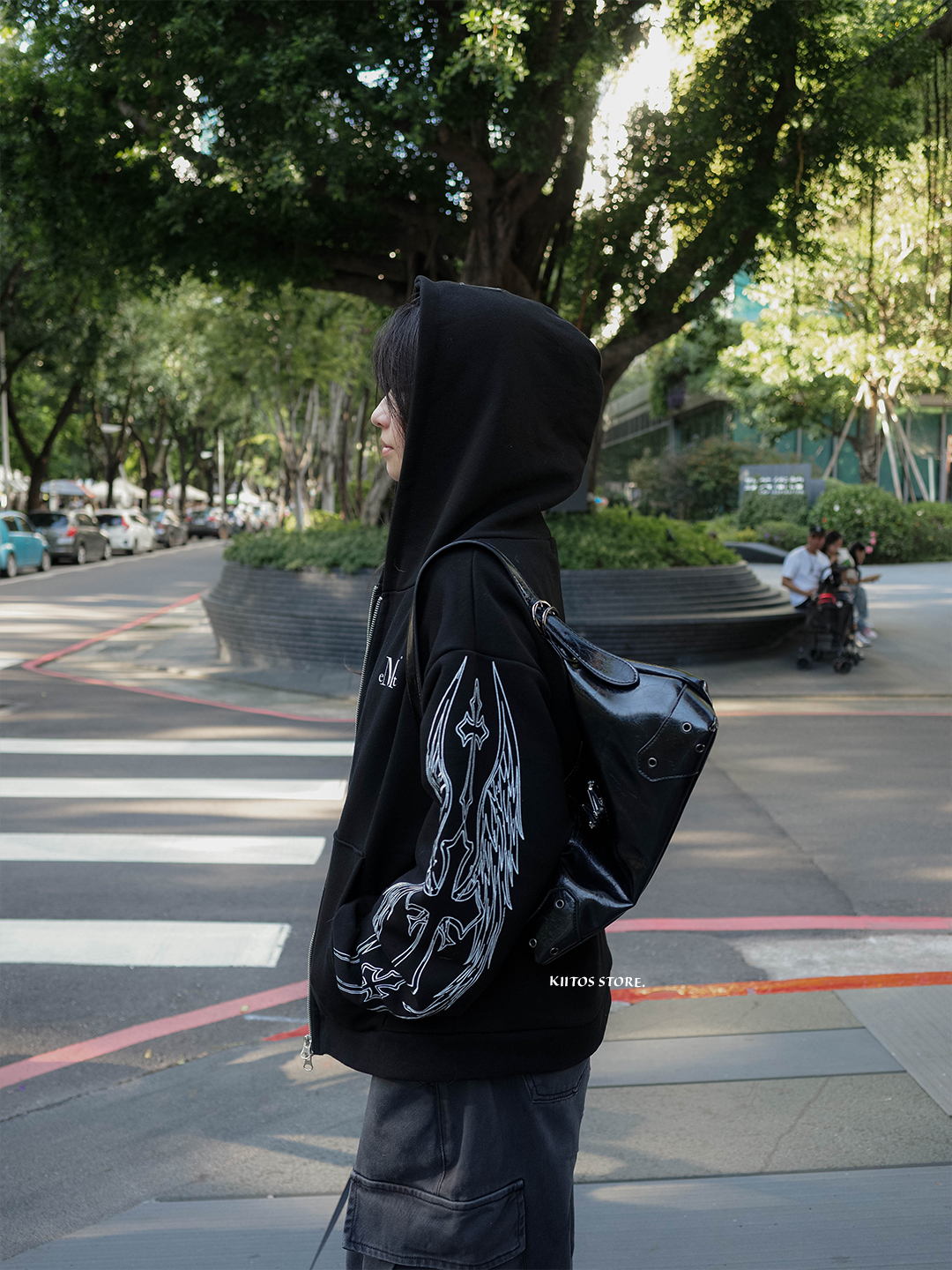 【預購】韓國 MUCENT POZEN MIX LETTERING HOOD ZIP-UP UNISEX 字母印花連帽外套