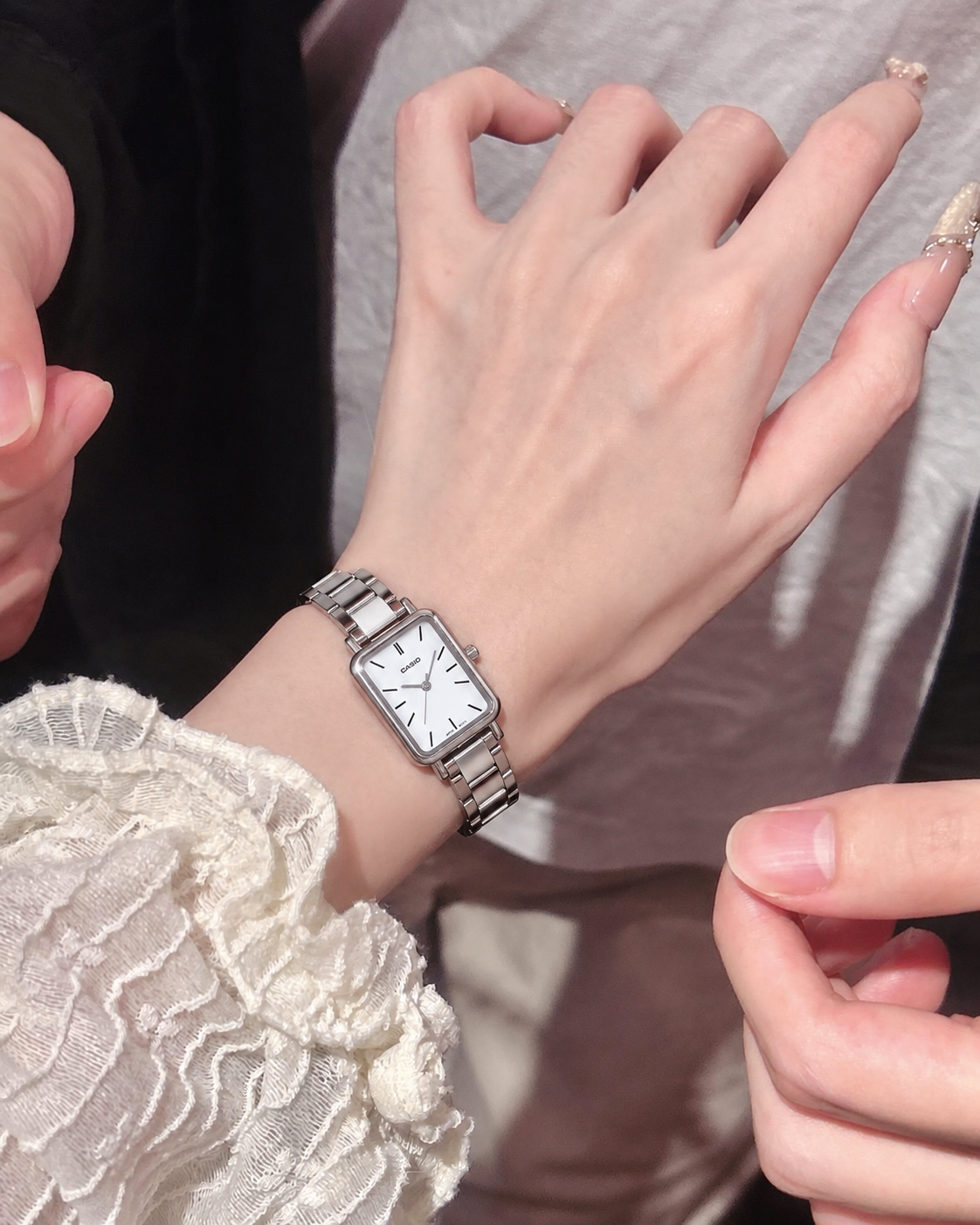 CASIO 女款 小方塊 方錶 石英機芯 不鏽鋼 手錶 卡西歐 4 色