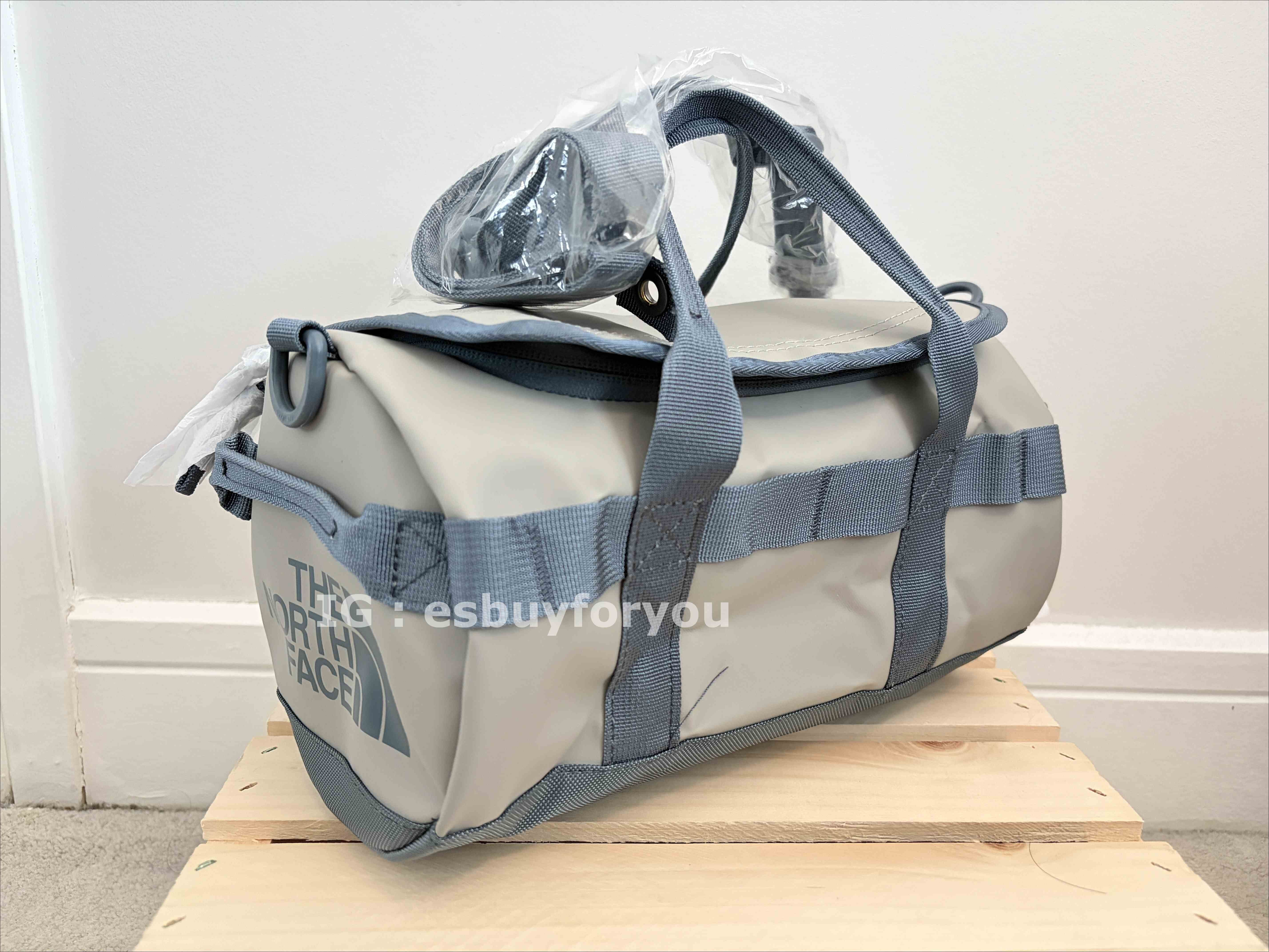 THE NORTH FACE MINI Base Camp 硬挺 防水材質 兩用 小圓筒包 (可肩背 / 斜背/ 手提)