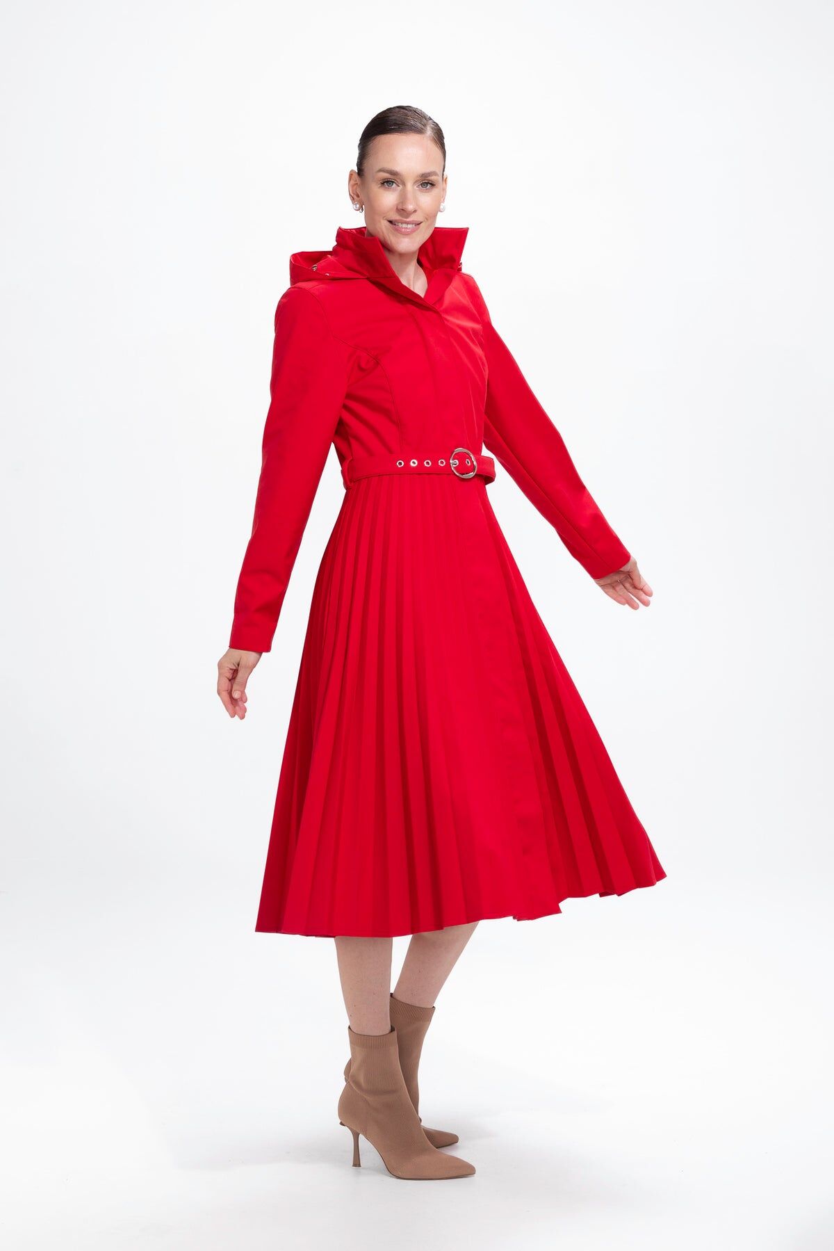 1RS0905-034 [RAINSISTERS] Mid-season Detachable Hood Single Breasted With Plissé Semi-Circled Skirt Scarlet Red #S-SCWA (EU)