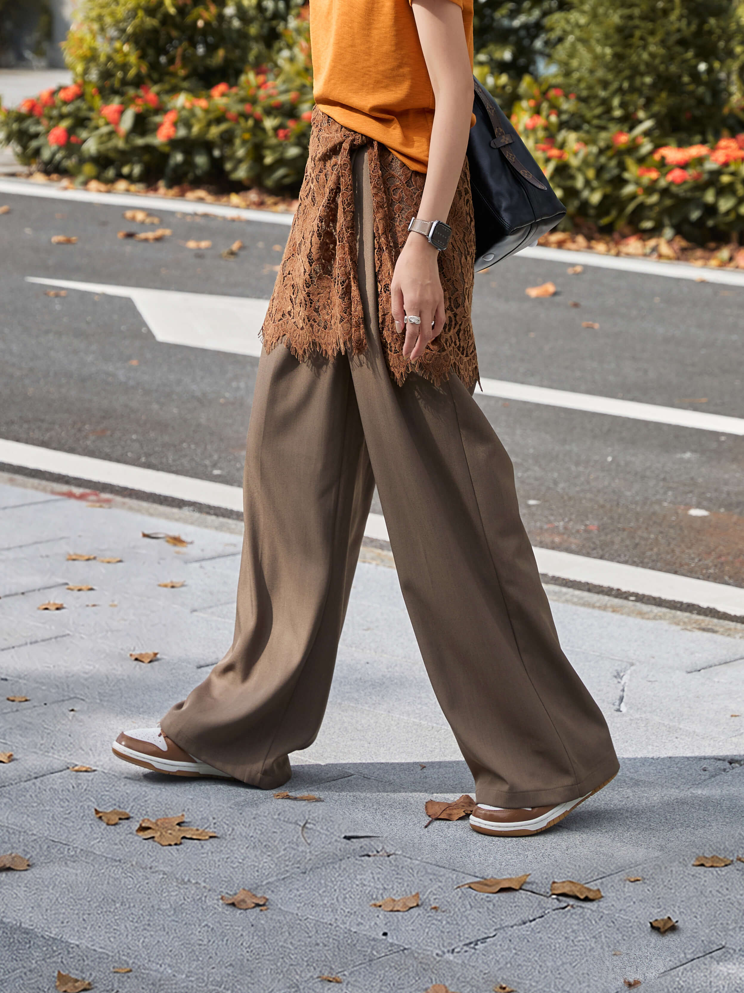 Wide Leg Pleated Suiting Pants_PT2510L11B