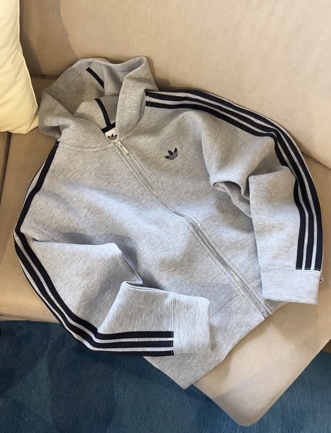 <灰常好看✨🩶>ADIDAS ADICOLOR SPACER 連帽外套 灰