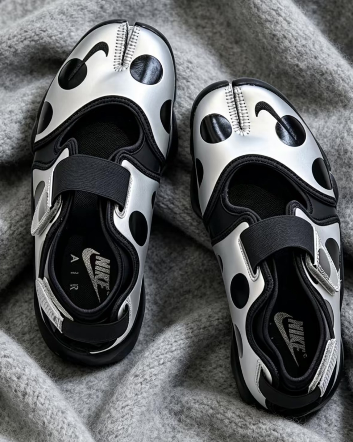 【預購】NIKE AIR RIFT 銀色點點 IR1226001