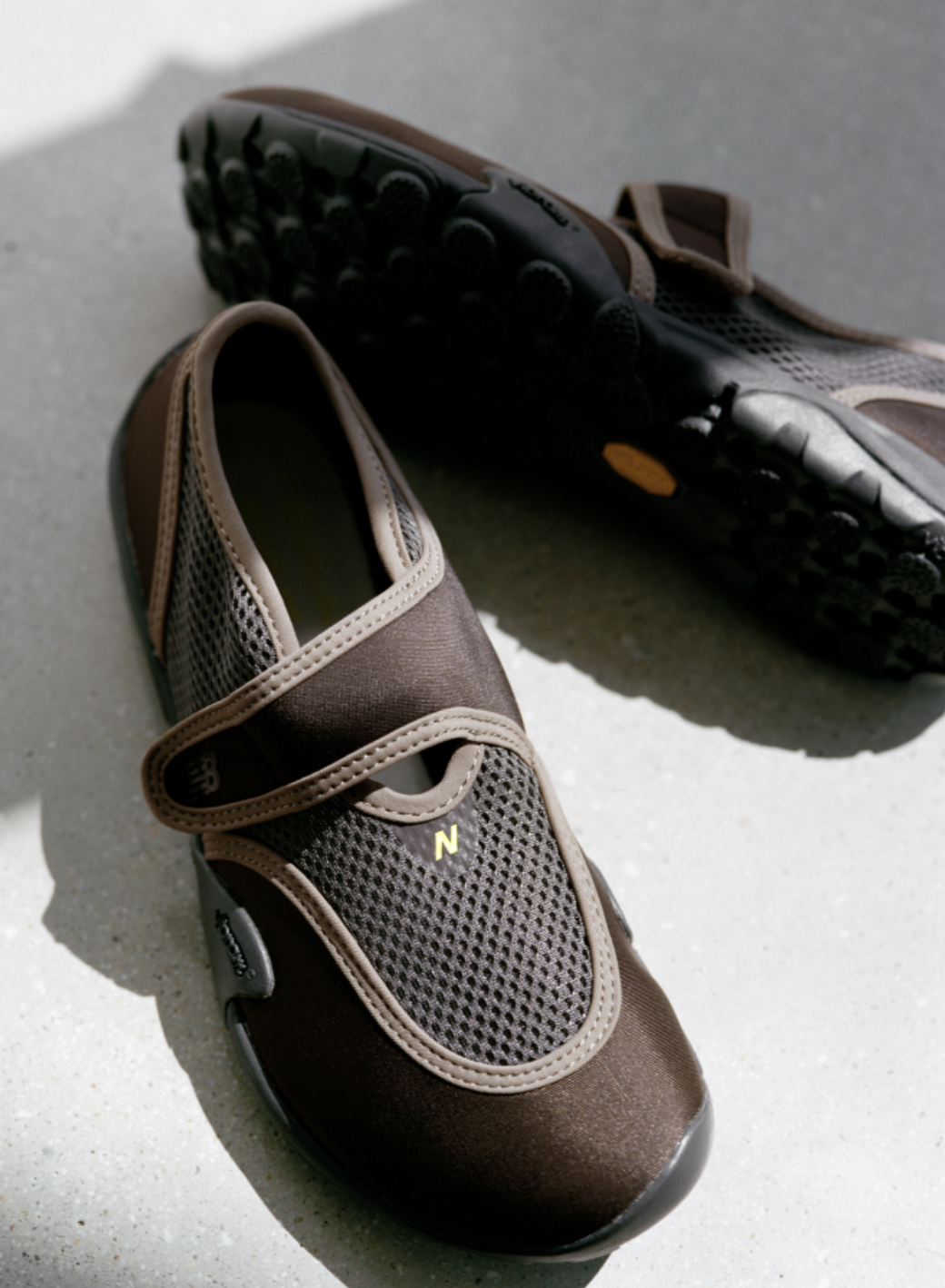 韓國代購 NEW BALANCE x SUNLOVETOUR MT2 [11/9開售]