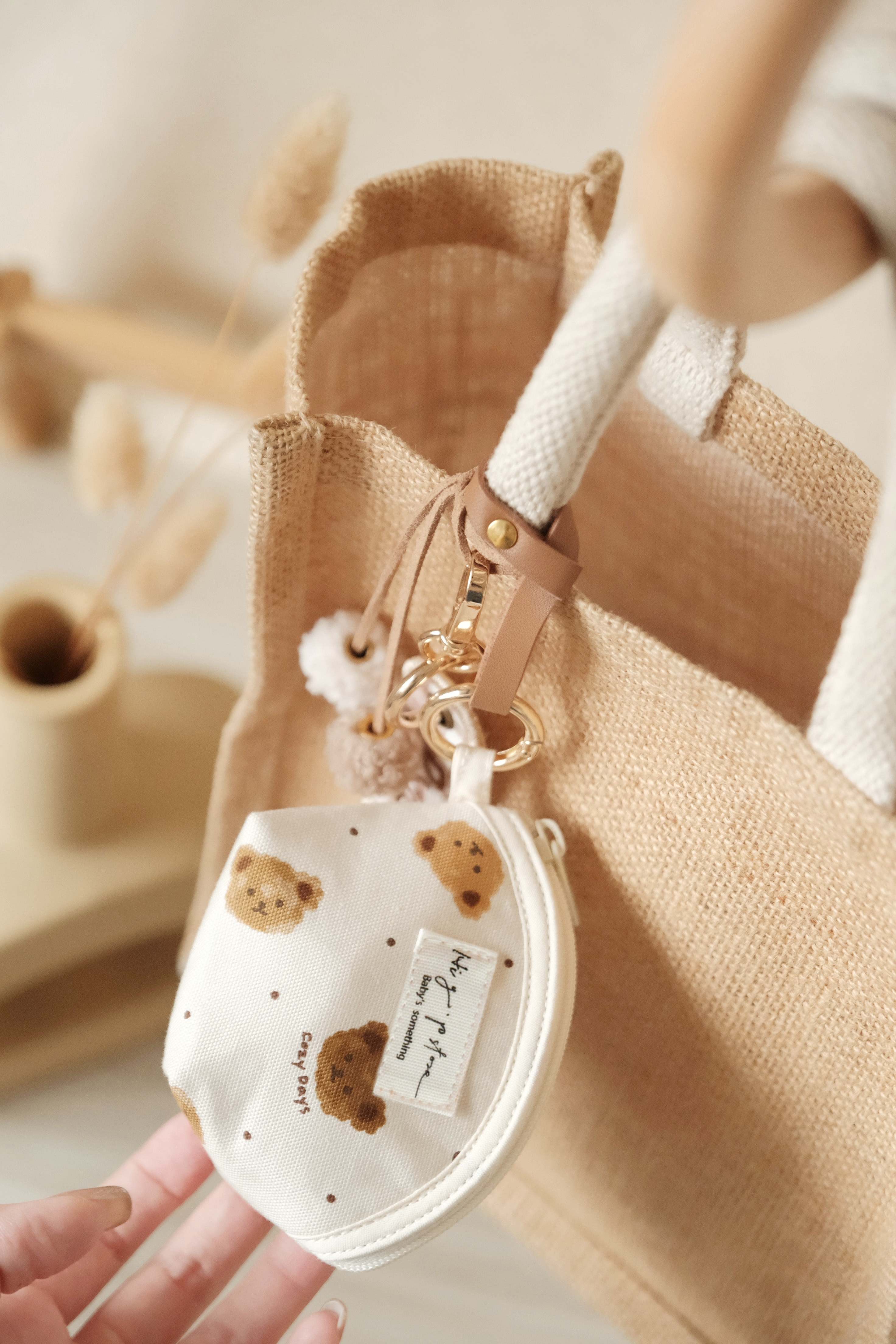 Hi Y.P store-貝殼小物包-Mini-塗鴉小熊