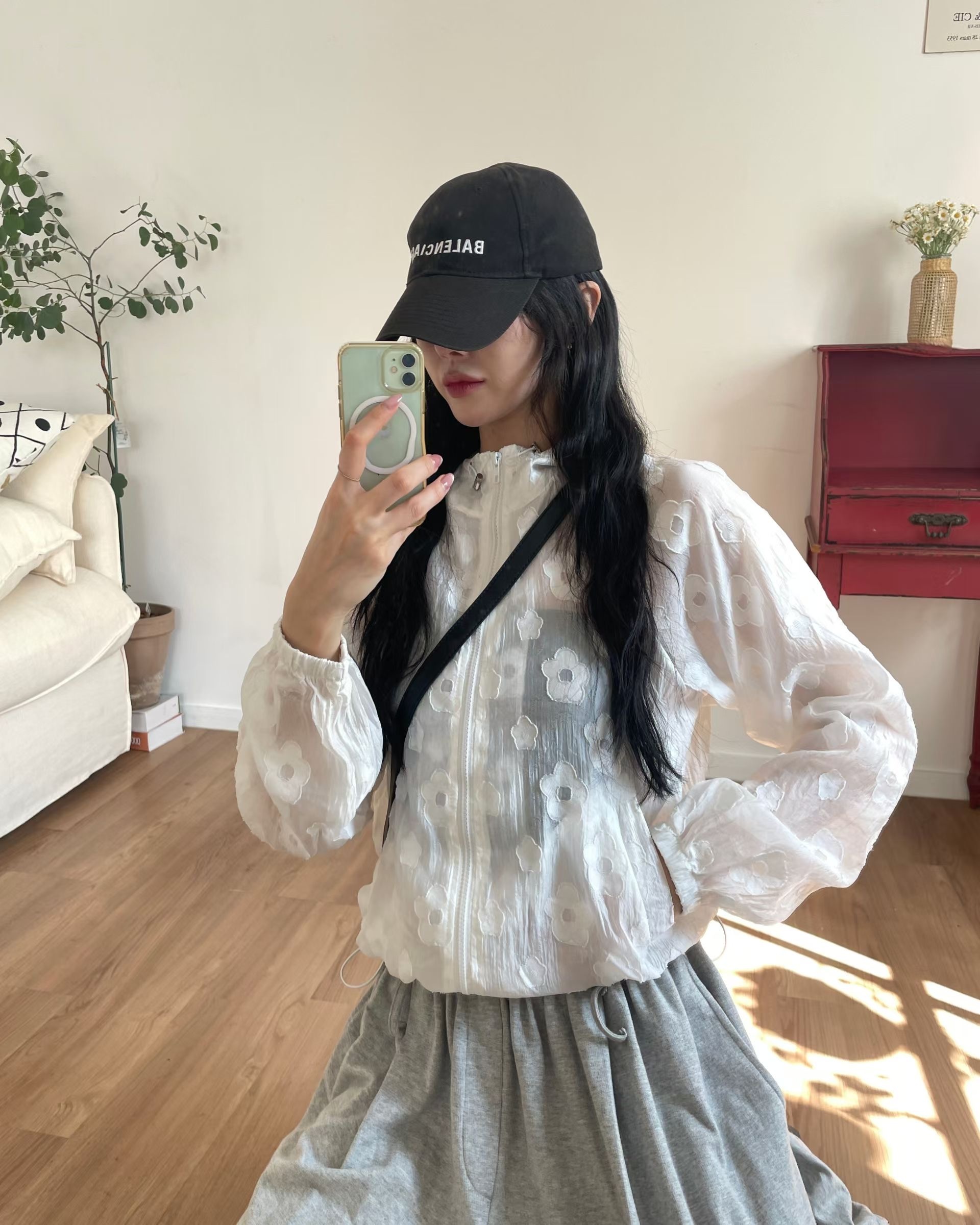 花朵薄拉鍊夾克