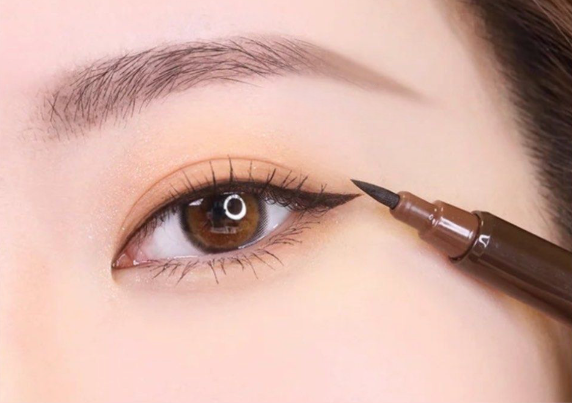 現貨丨IPKN 柔滑防水眼線筆 LIVELY PLUS PEN EYELINER