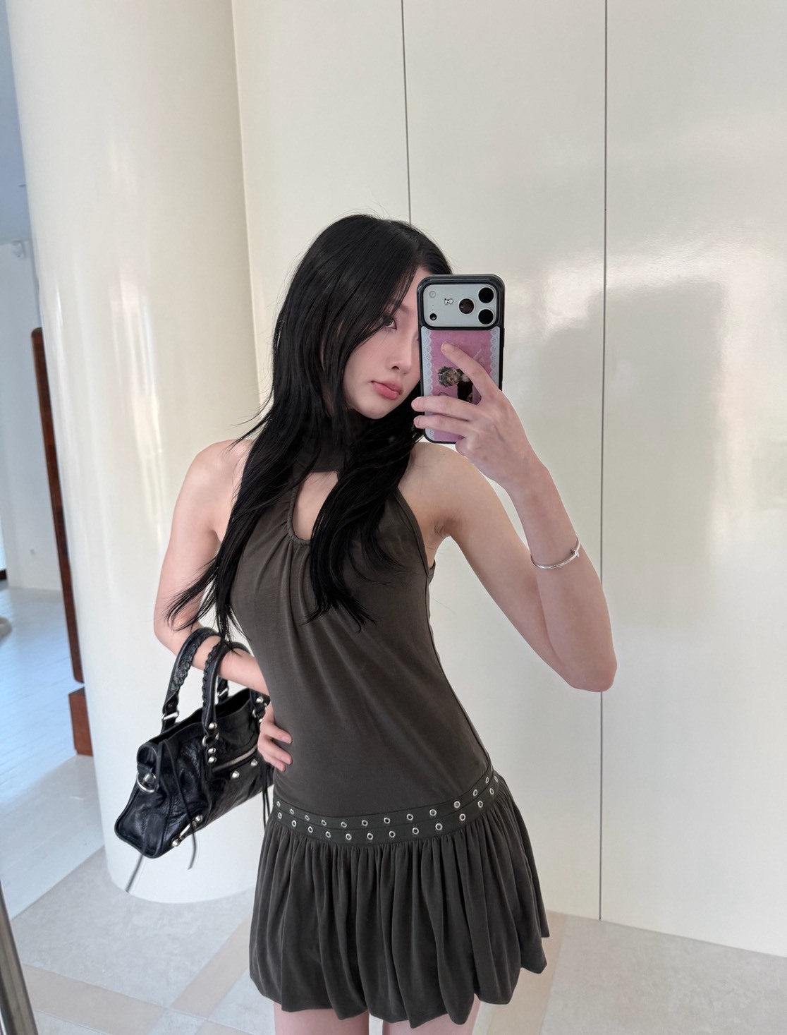 9.amez project   glowy mood cutout dress 挖洞皺皺洋裝 （gray)