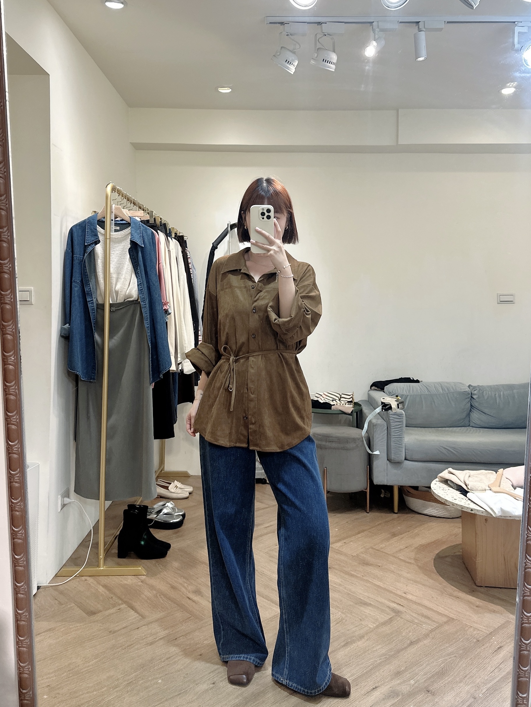 原色直筒牛仔褲