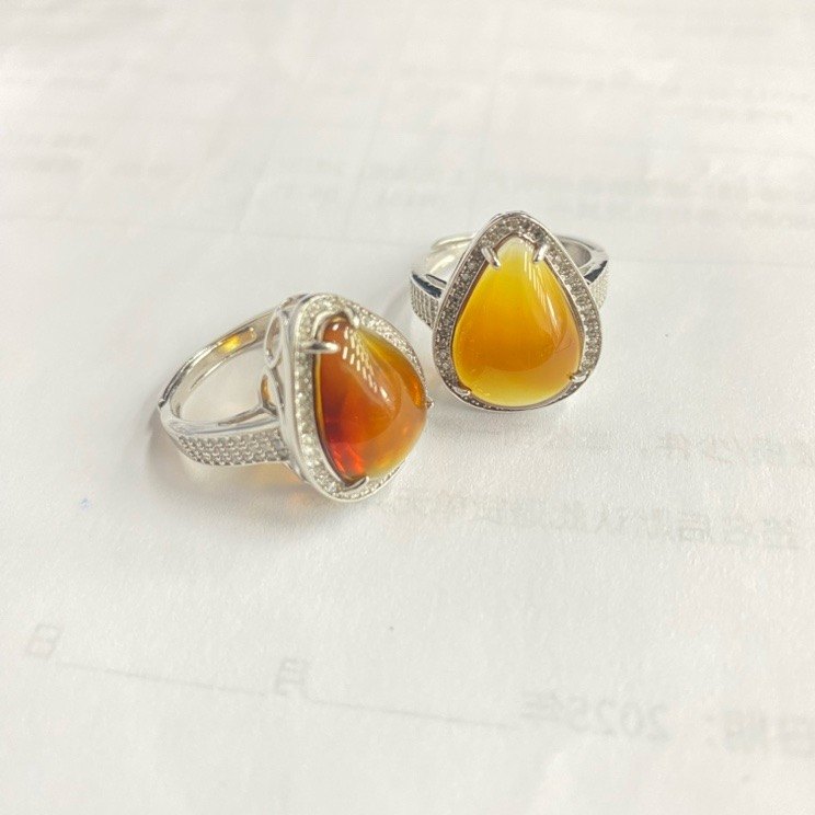 0911XY94-XYDAY-AMBER-銀鑲紅藍水滴戒指 (B94)