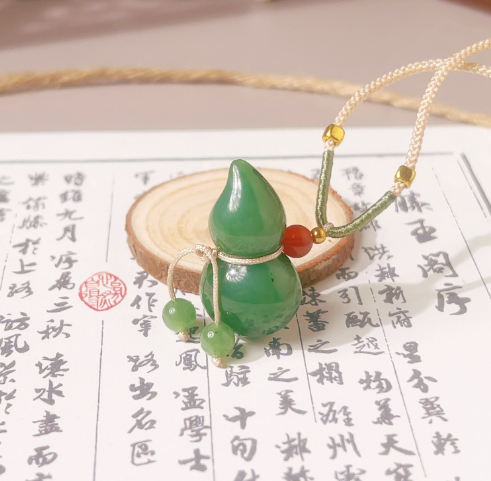 0916XY16-XYDAY-HTJADE-和田玉碧玉菠菜綠葫蘆 約32*18*16mm (F16)