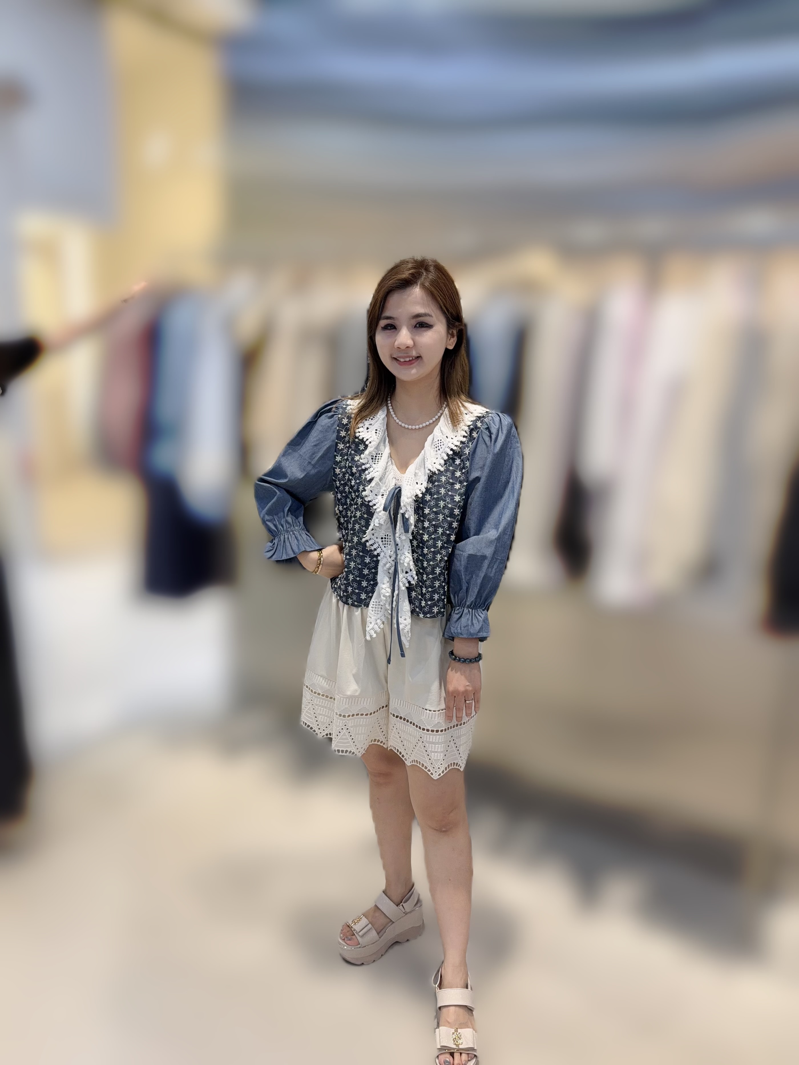AE04 腰24-40 HIP45 長16 $349