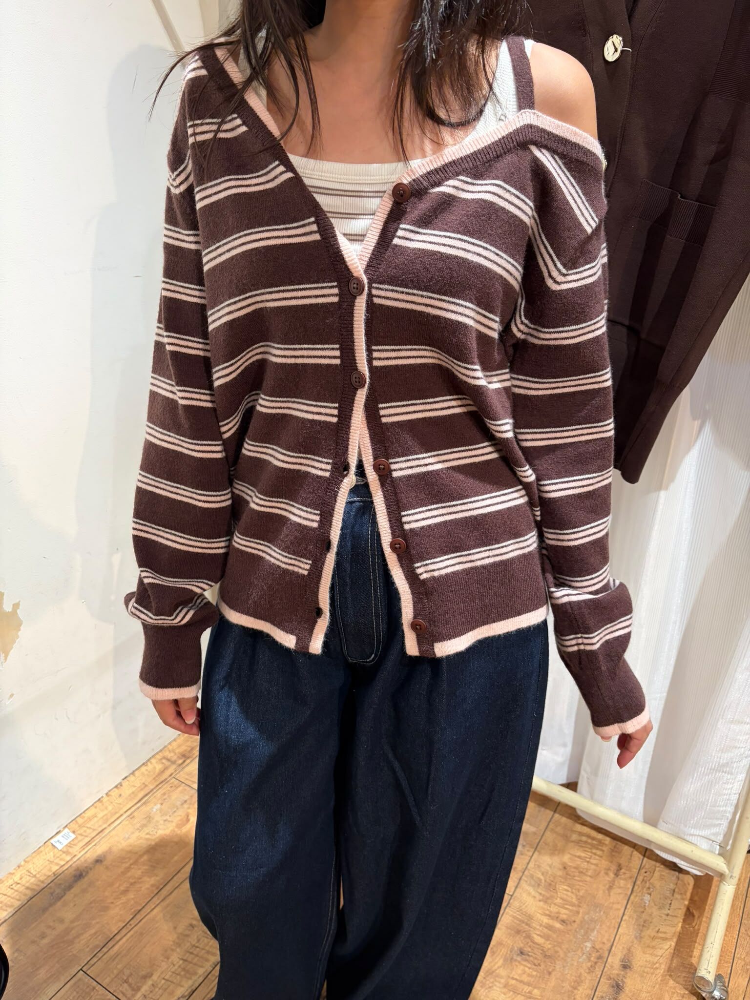 Odo 915 橫間跌單肩top reorder