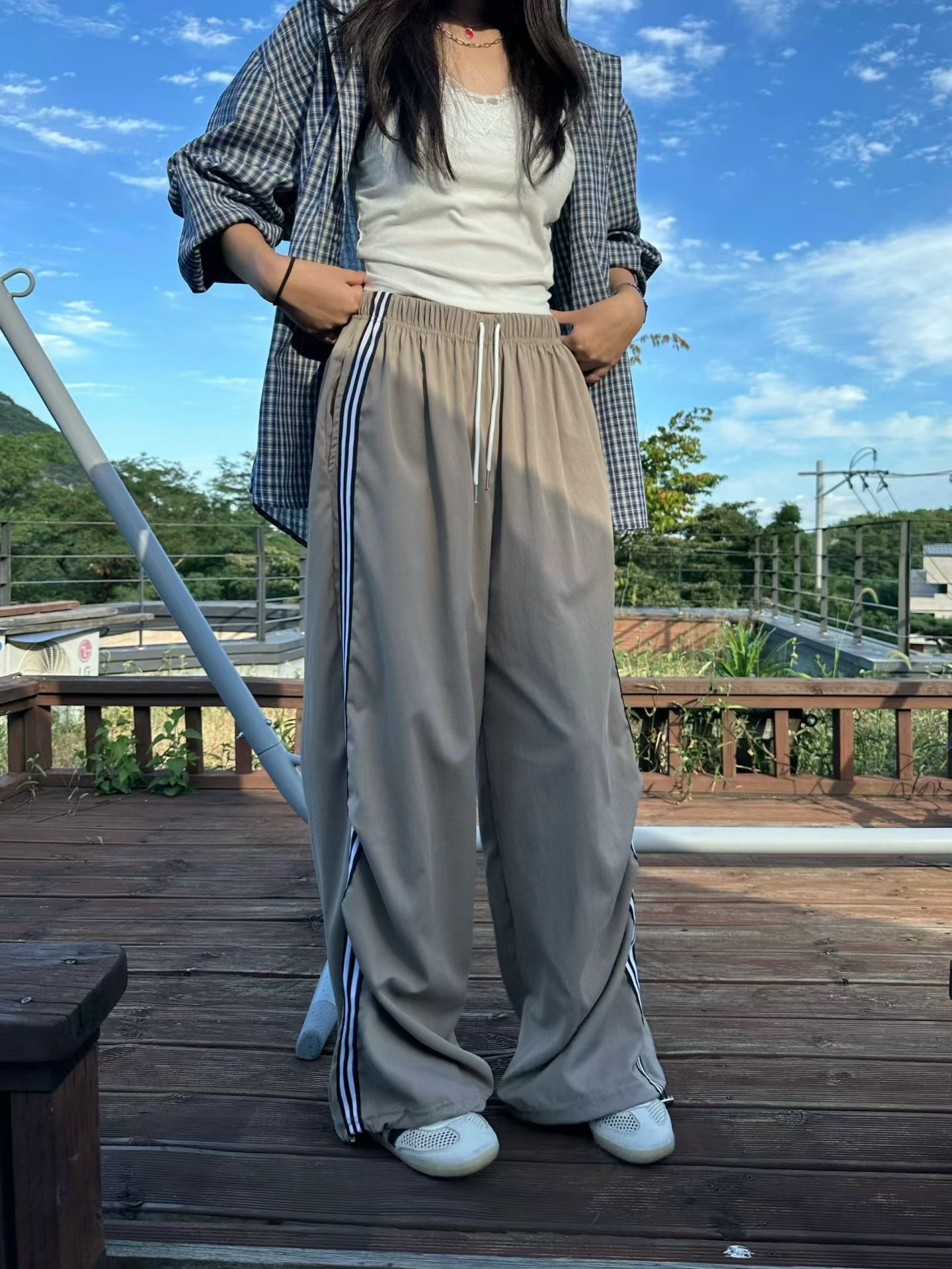 側白槓休閒褲