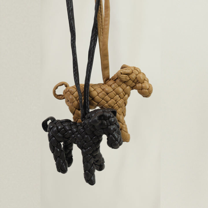1CA0906-109 [CALONGE] 7mm Tube Sheep Horse Charm (EU)