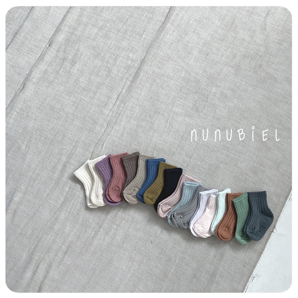 正韓秋Nunubiel 必包色好搭配襪