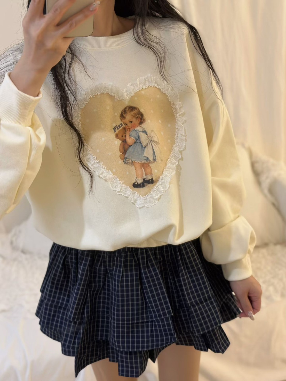 愛心女孩相框衛衣