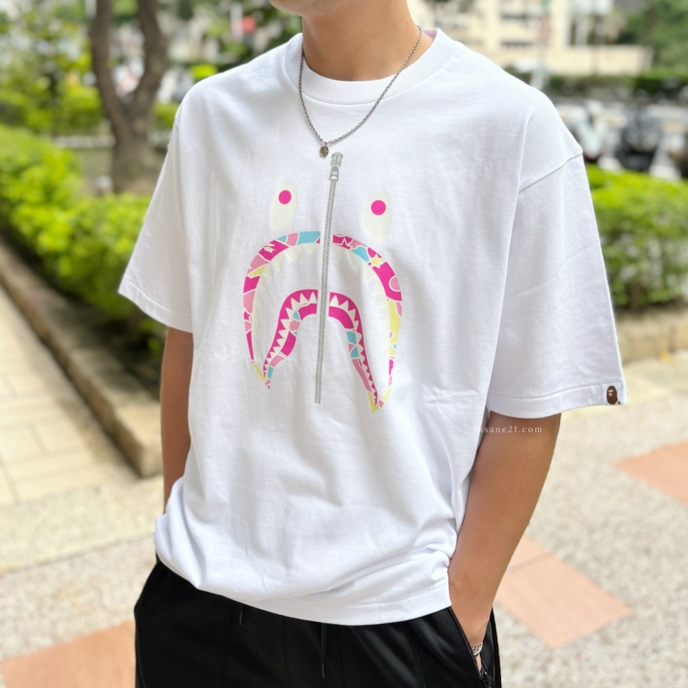 A BATHING APE 流星迷彩 繽紛色彩 鯊魚臉 短袖