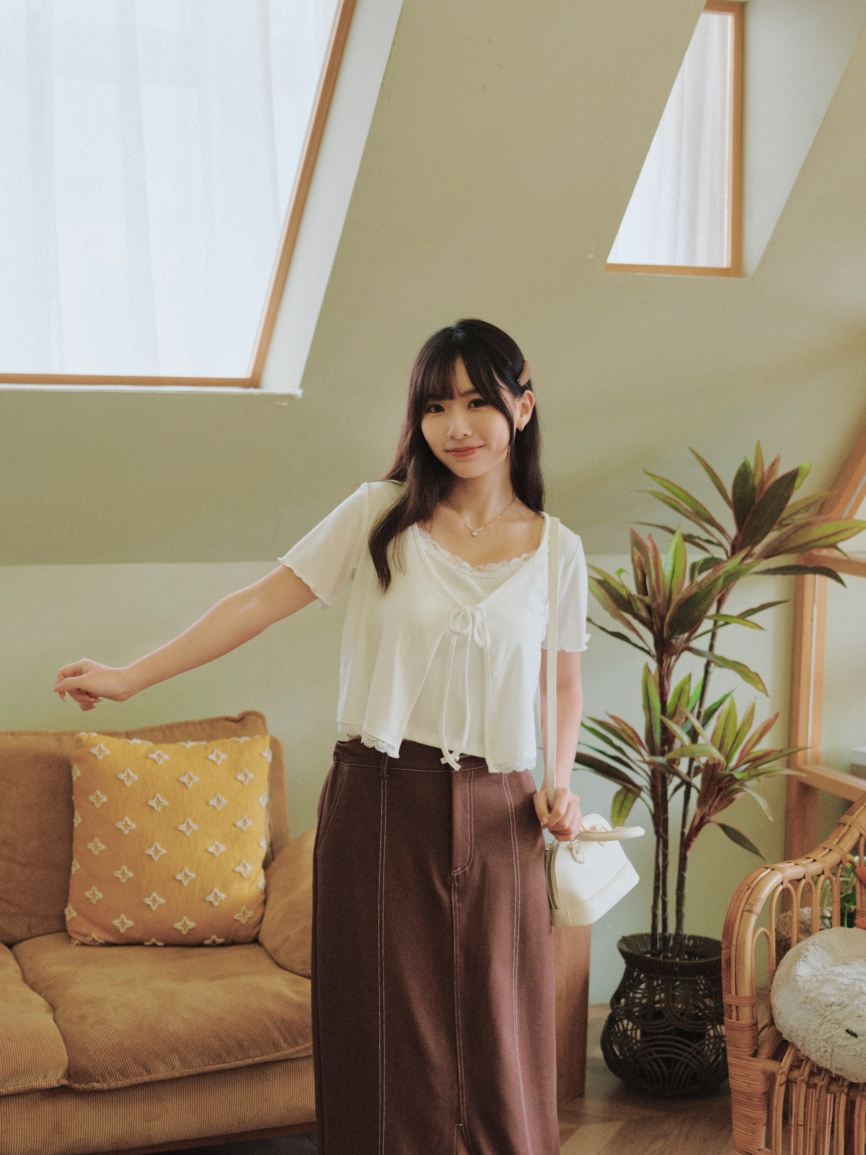 三色 / 天絲精緻蕾絲綁帶兩件套 / Tencel™Lace-Trimmed Cardigan & Cami Set