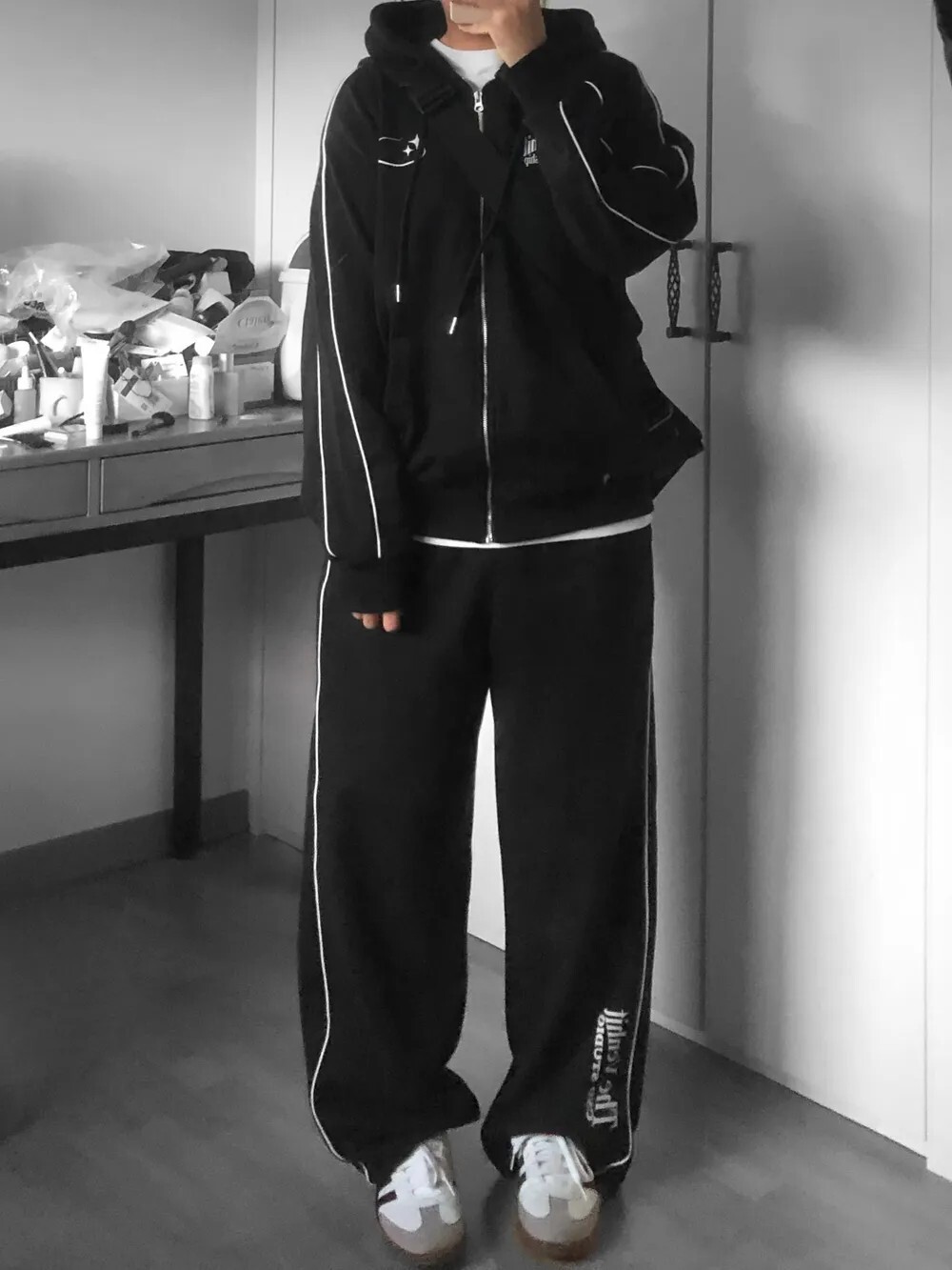 【預購】韓國 Venhit x Crossdressly 星星標 VC Logo Hoodie zip-up 滾邊 連帽 棉外套