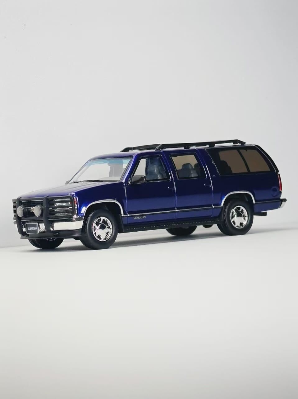 預訂:1/64 Bliss Mold GMC Suburban GMT400 Metallic Blue (BMGMCSBL )