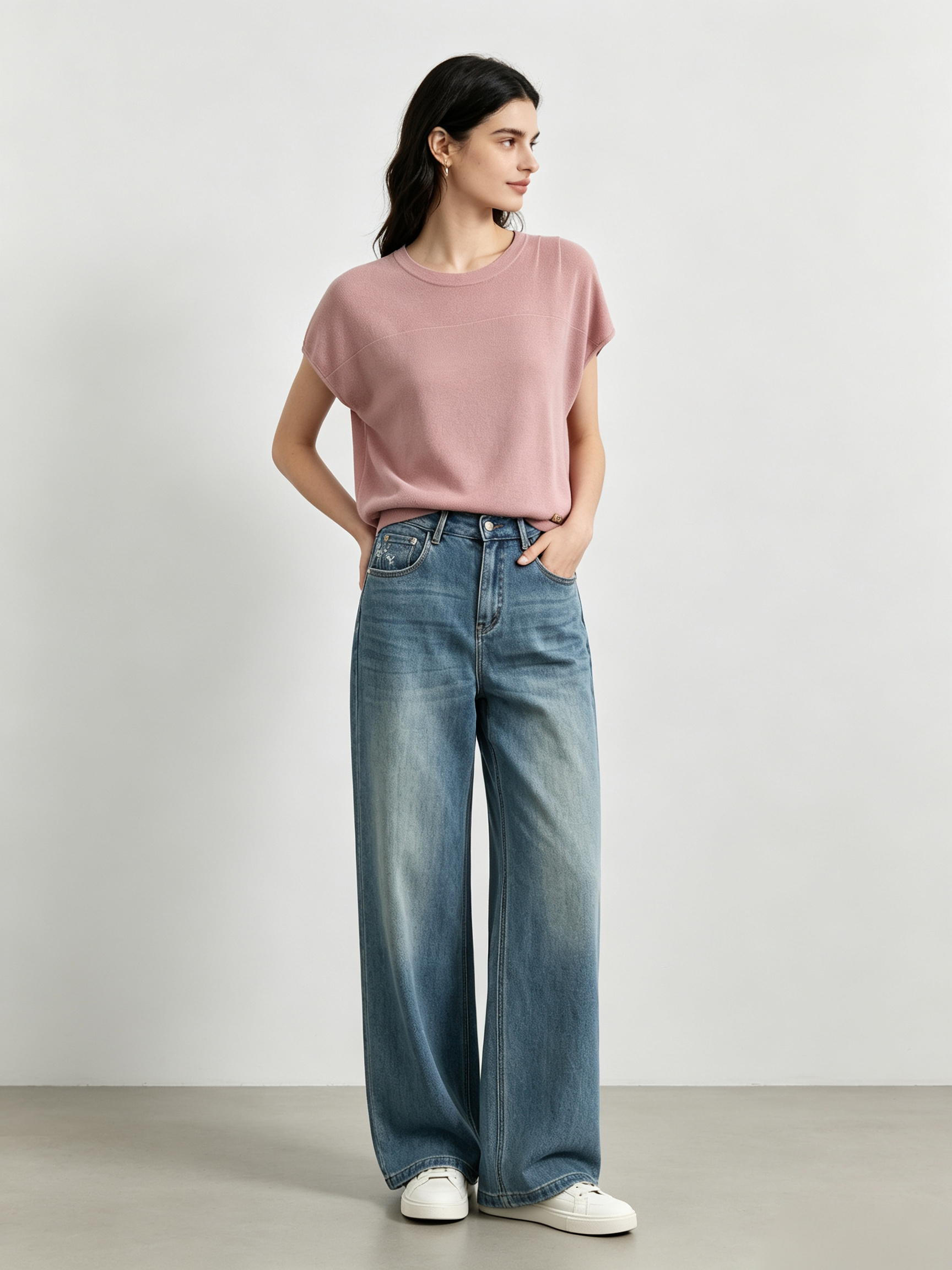 mi-tu Crew Neck Batwing Sleeve Top