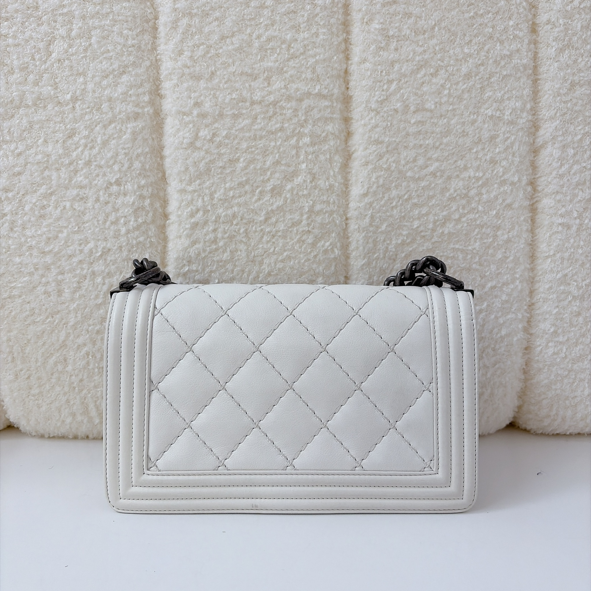 Chanel Boy Flap - White / SHW
