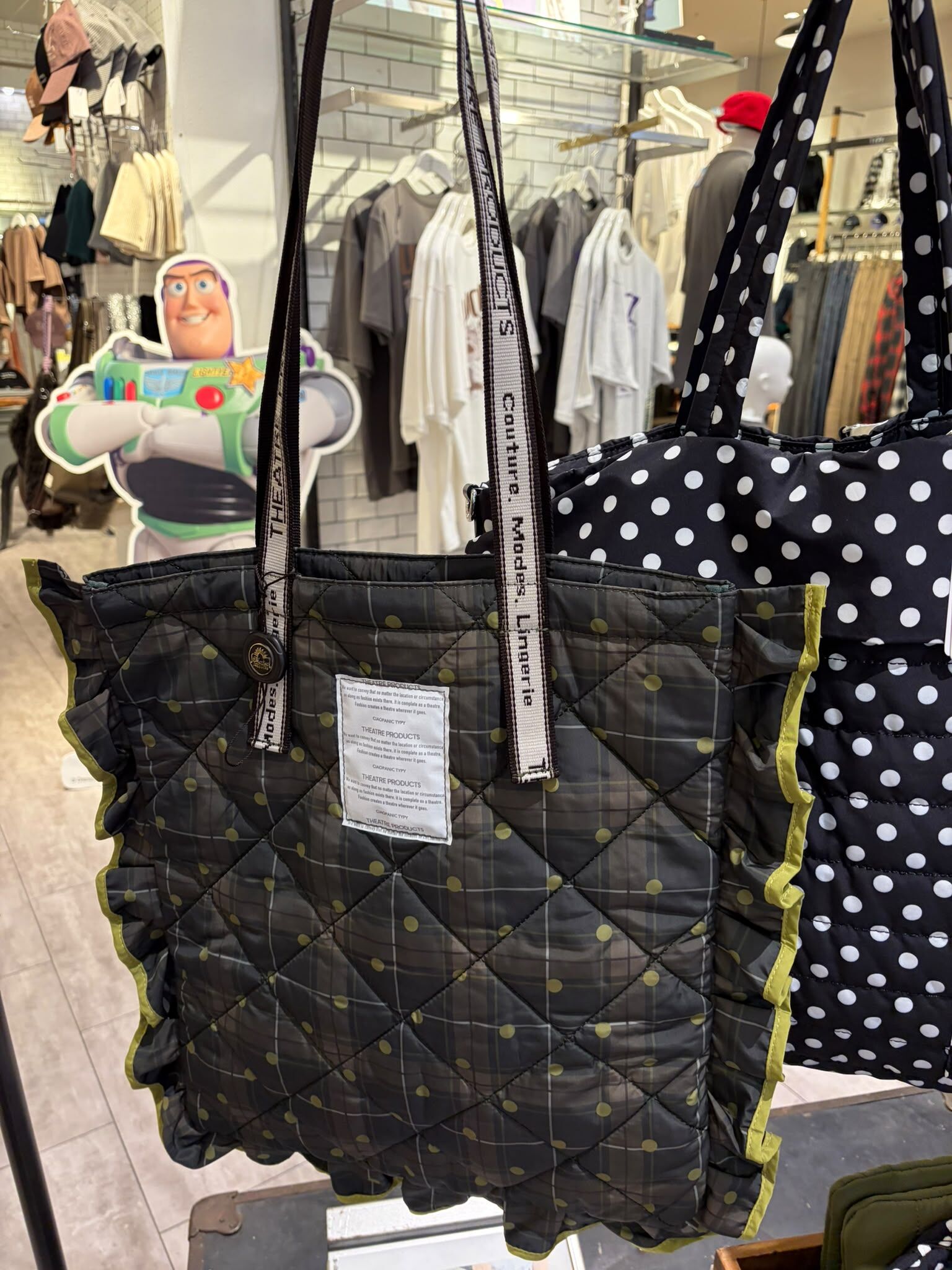 【THEATRE PRODUCTS別注】A3尺寸絎縫荷葉手提袋