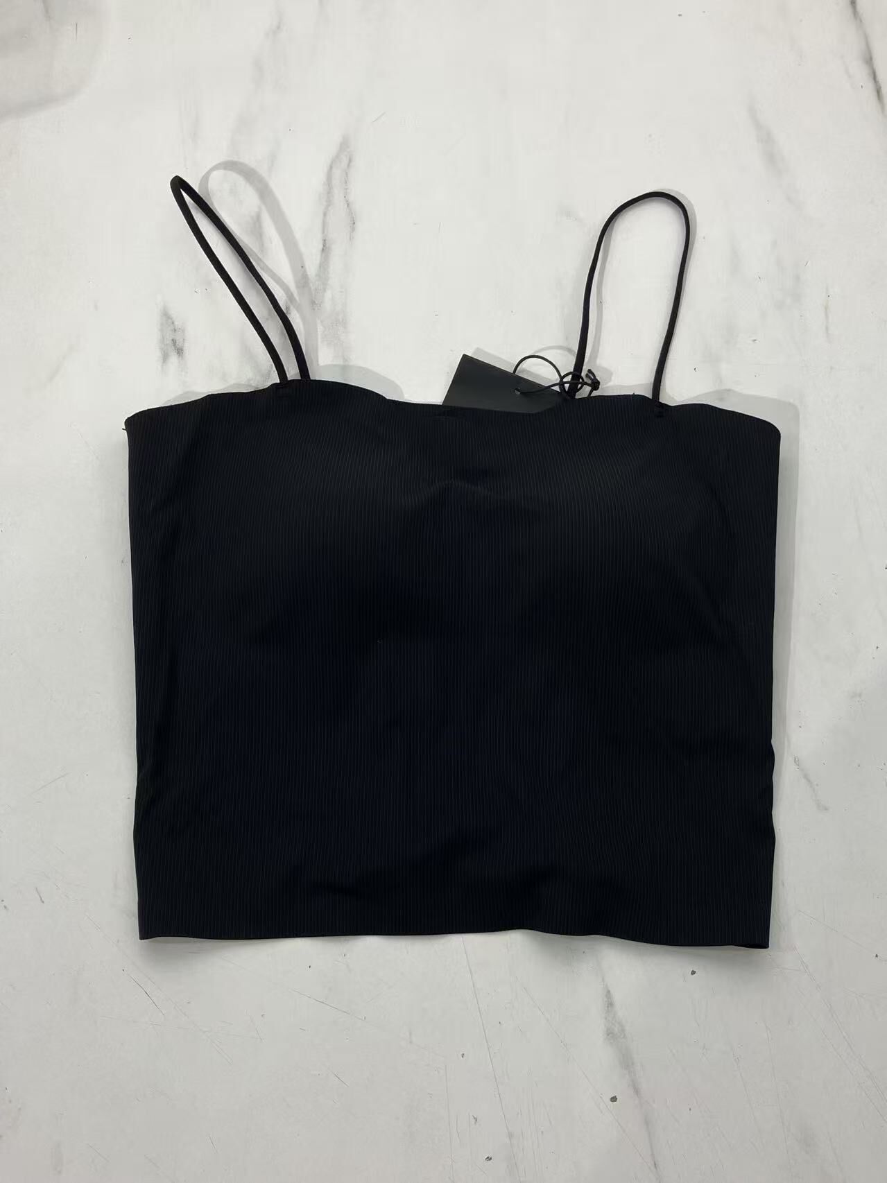 AO196 -M