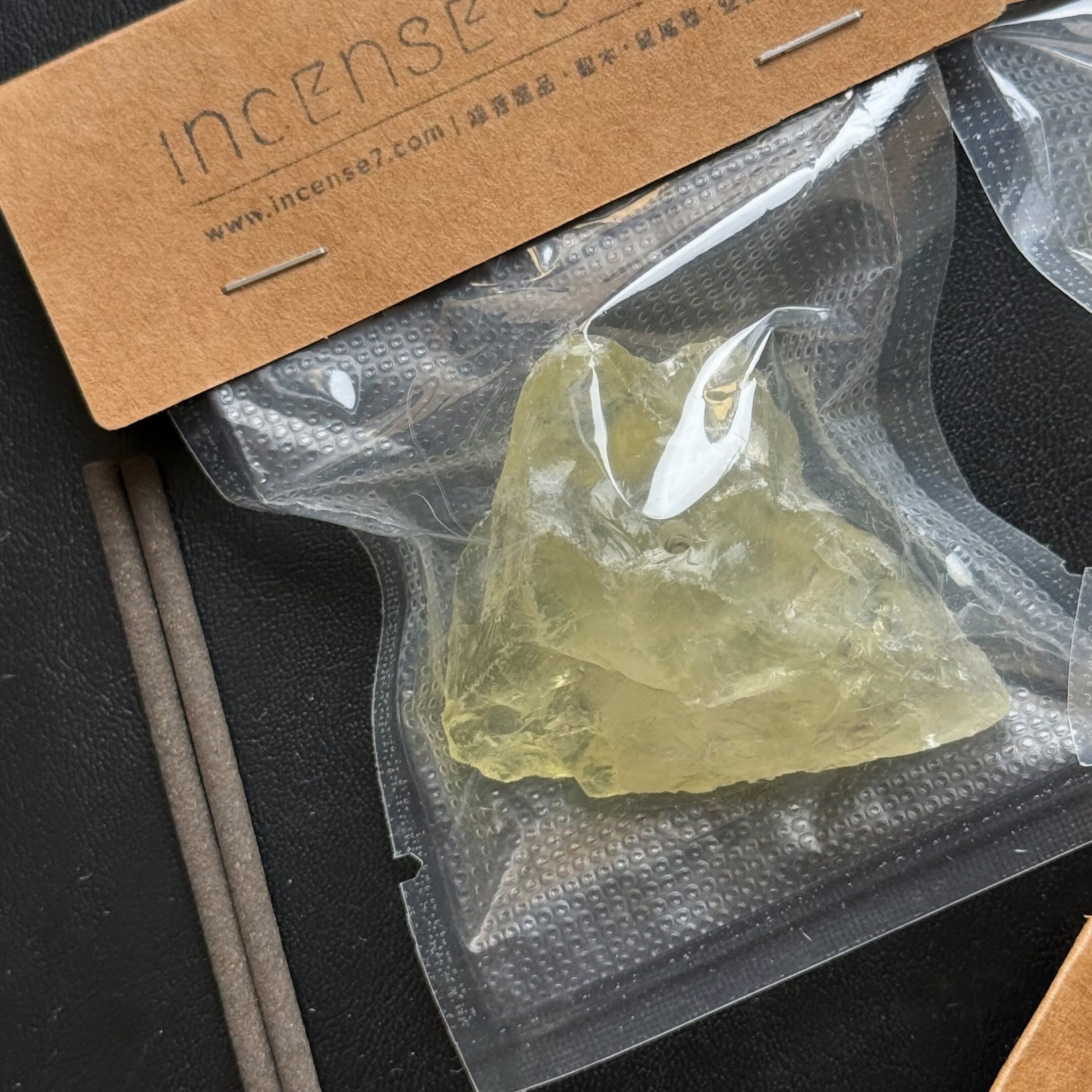 [原石] 檸檬黃水晶 原礦 線香座