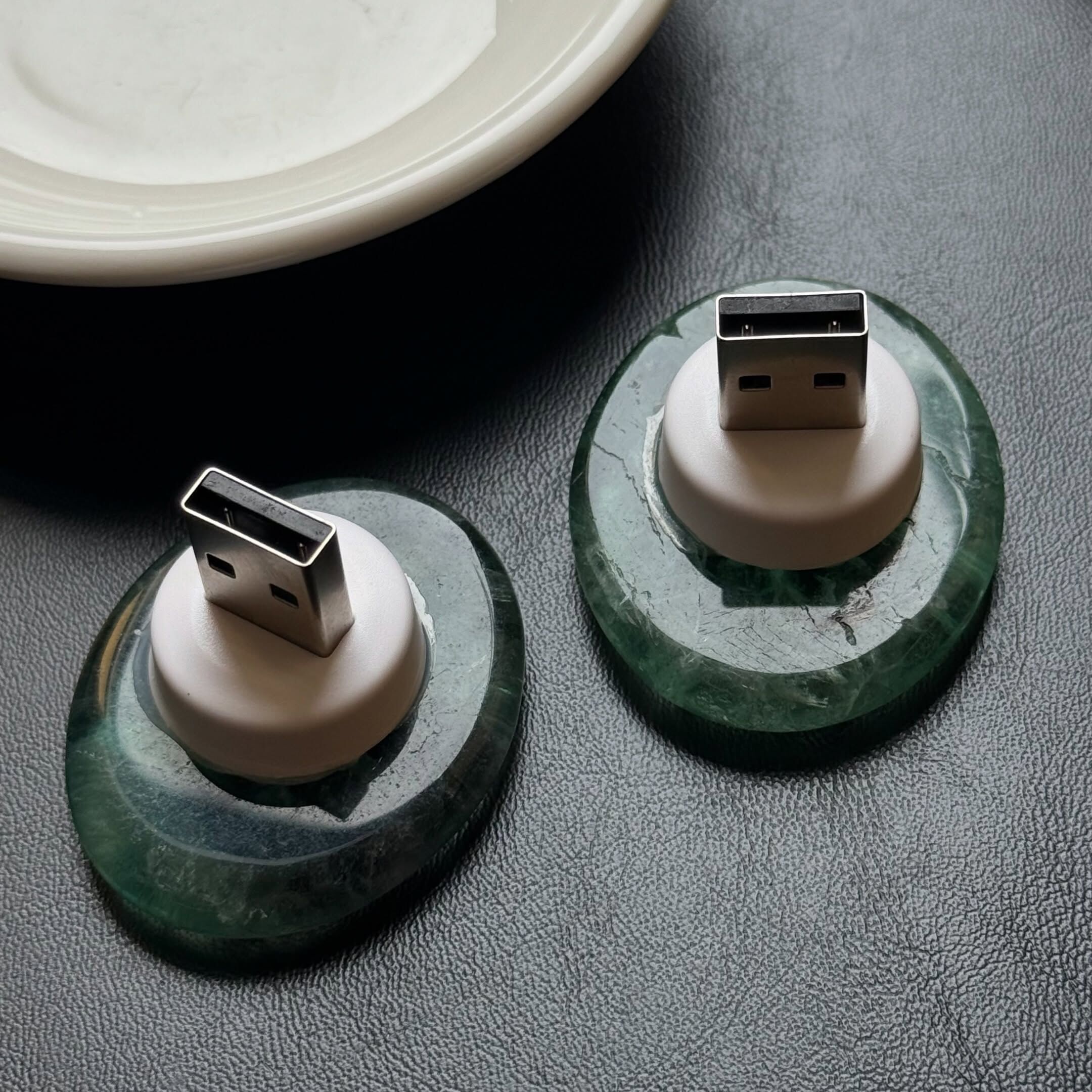 [原石] 螢石 USB 水晶小夜燈
