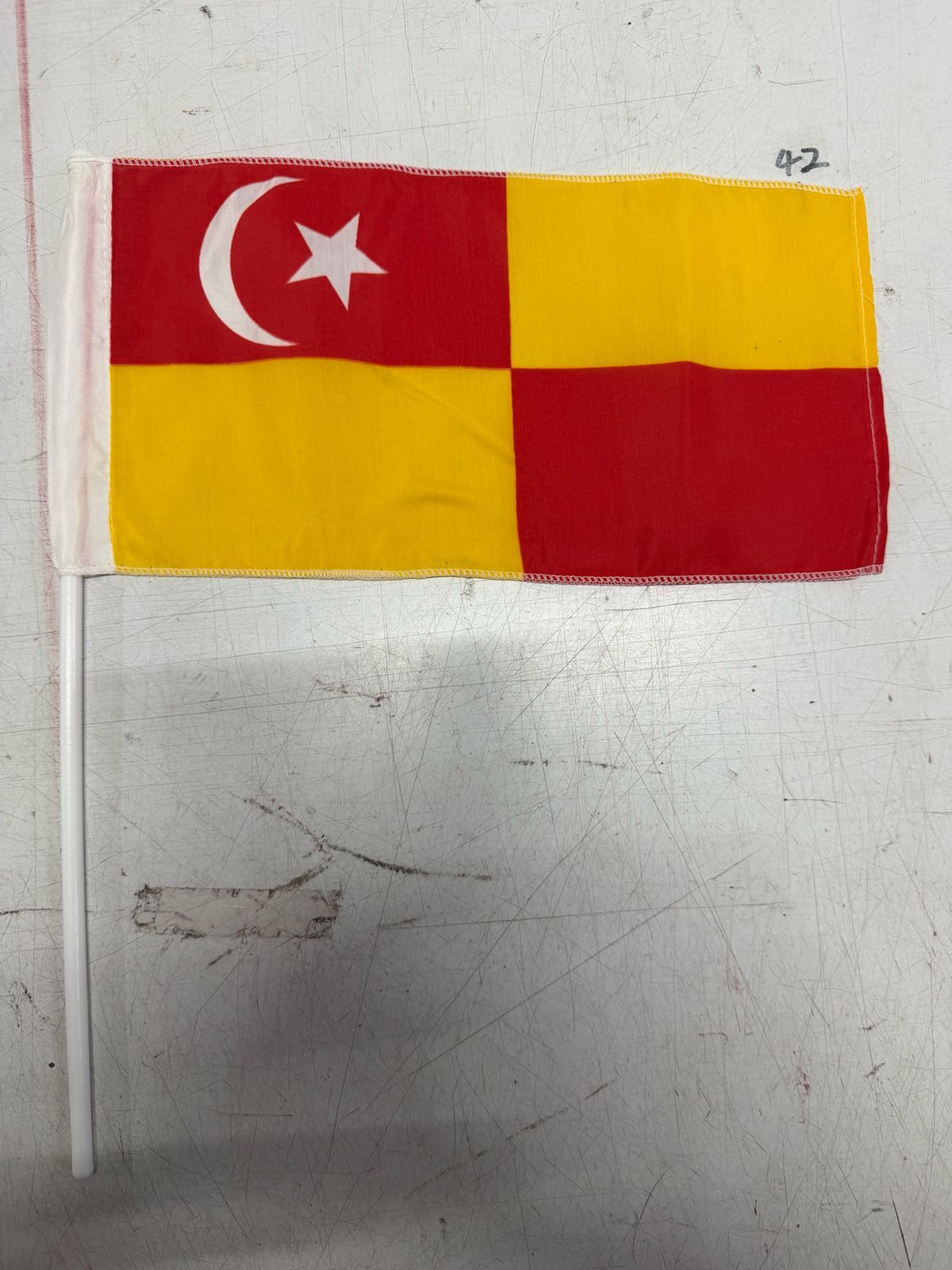 Selangor Hand Flag 15x30cm With Stick | Bendera Tangan Selangor | Cotton | Ready Stock Malaysia