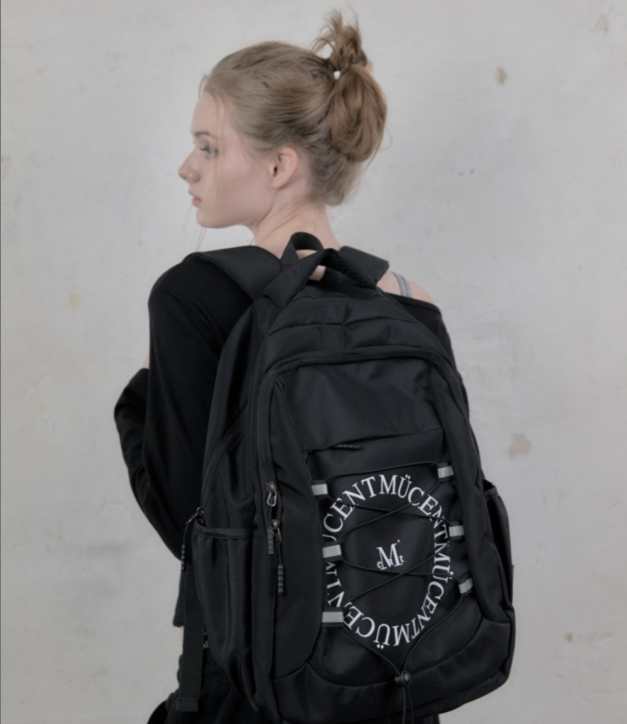 【韓國預購】KRD090710 MUCENT TRAVIN ARC LOGO BACK PACK (UNISEX)
