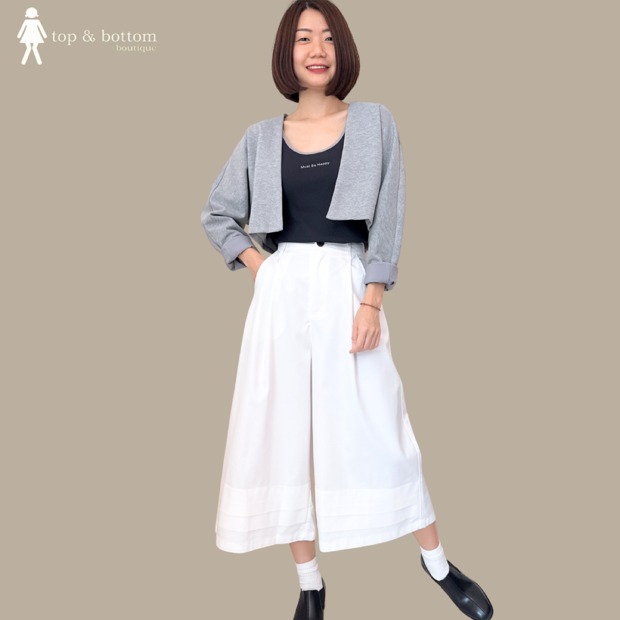 LONG SLEEVE BUTTONLESS SHORT JACKET