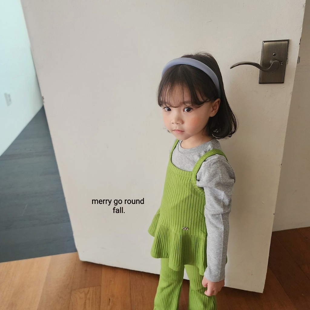 正韓秋Merry-go-round 溫柔背心上衣套裝