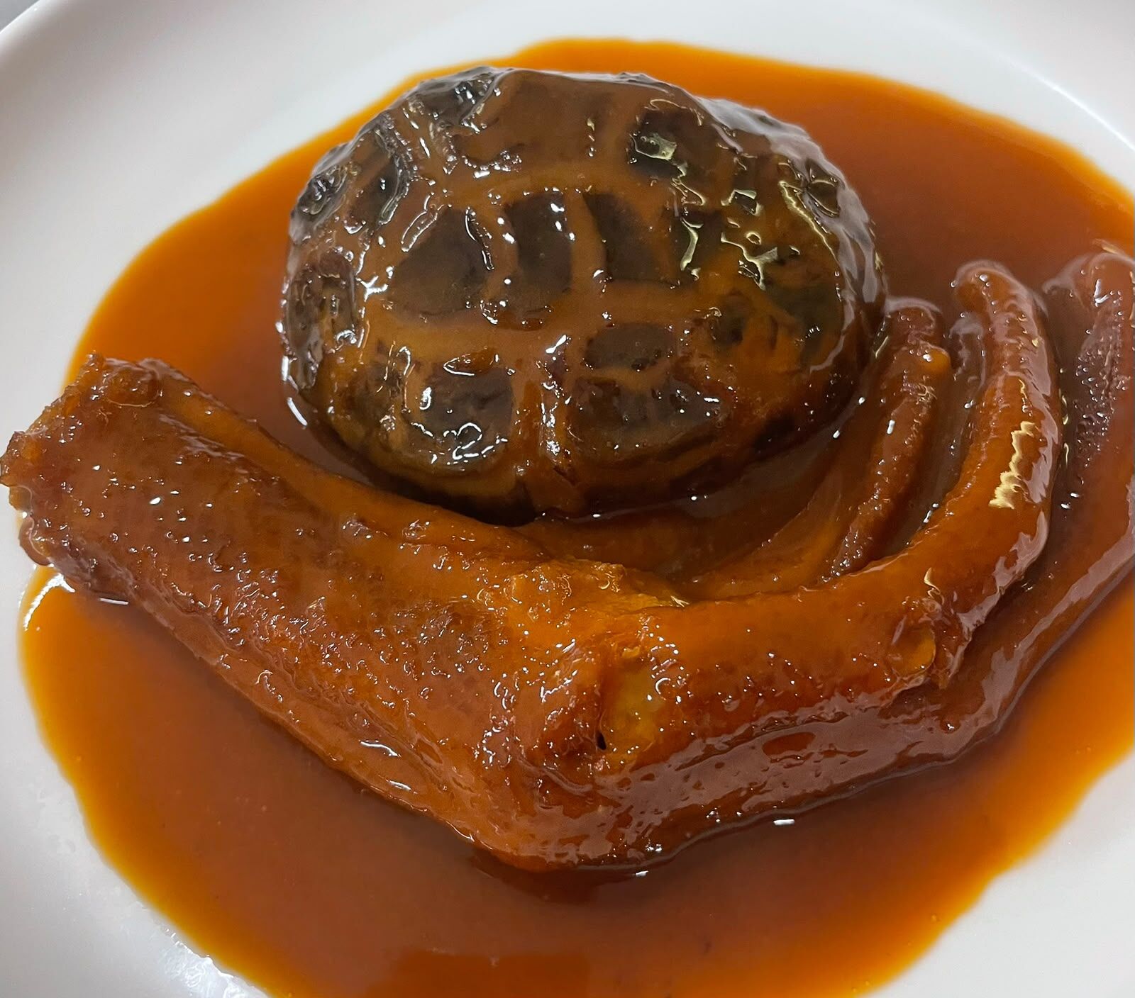 急凍鮑汁冬菇扣鵝掌